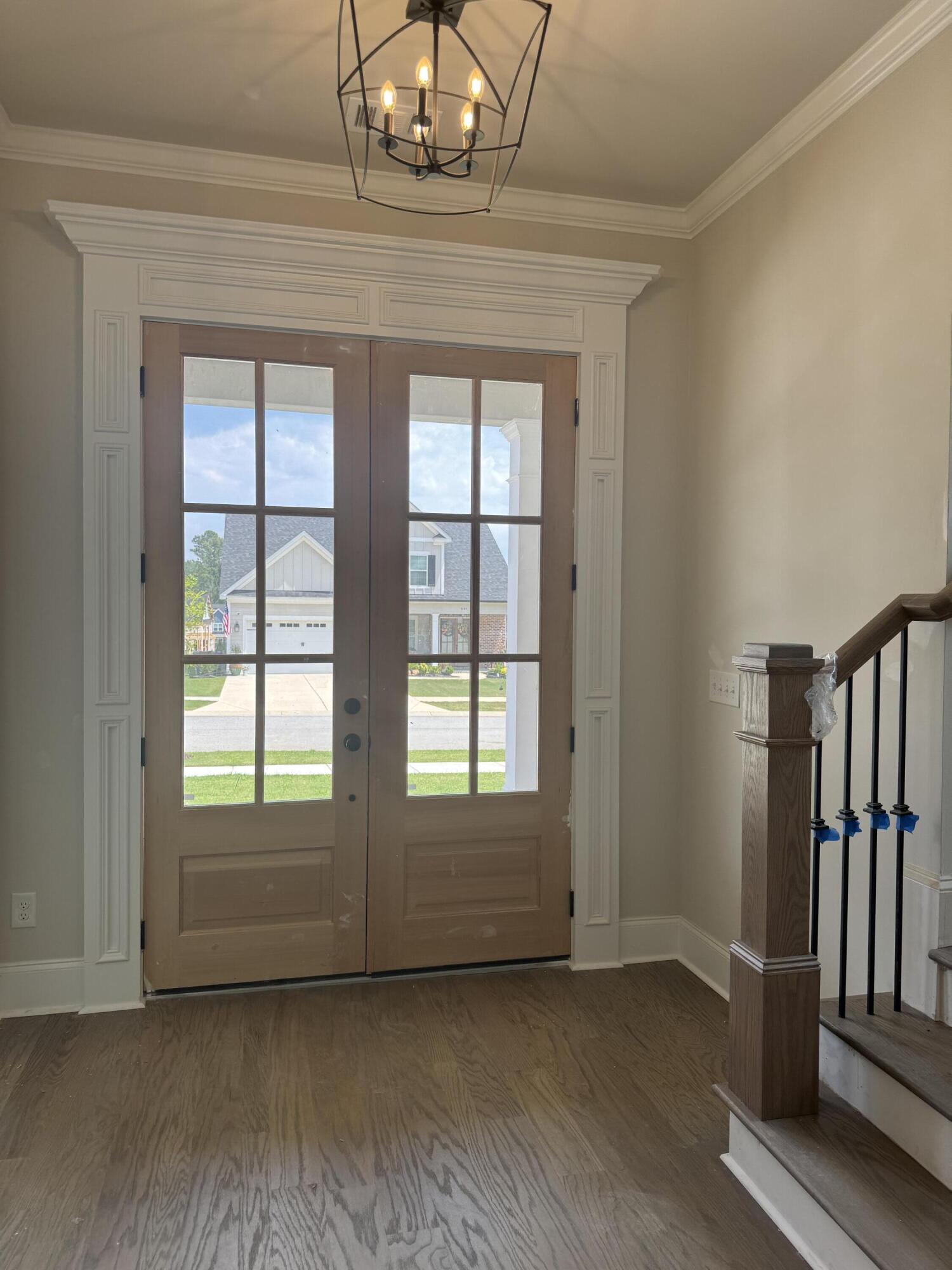 642 RIVER OAKS Lane
