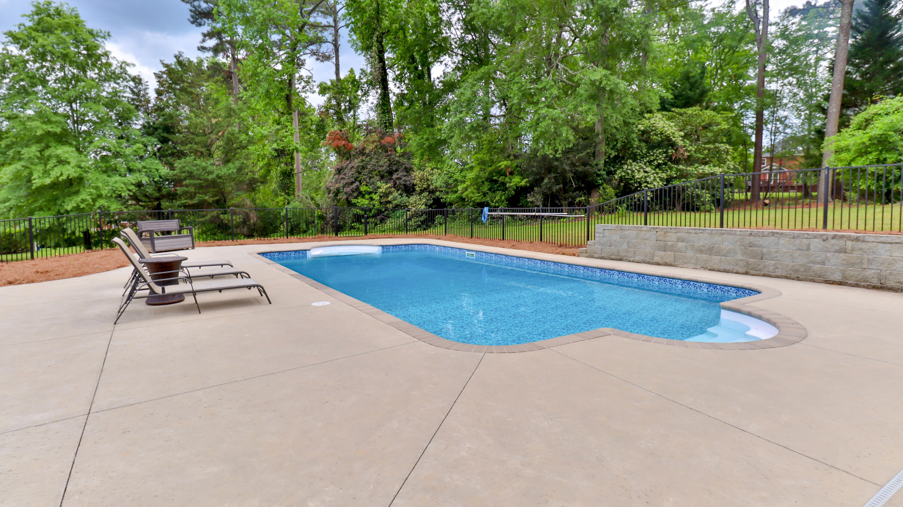 992 WINDMILL LANE Lane