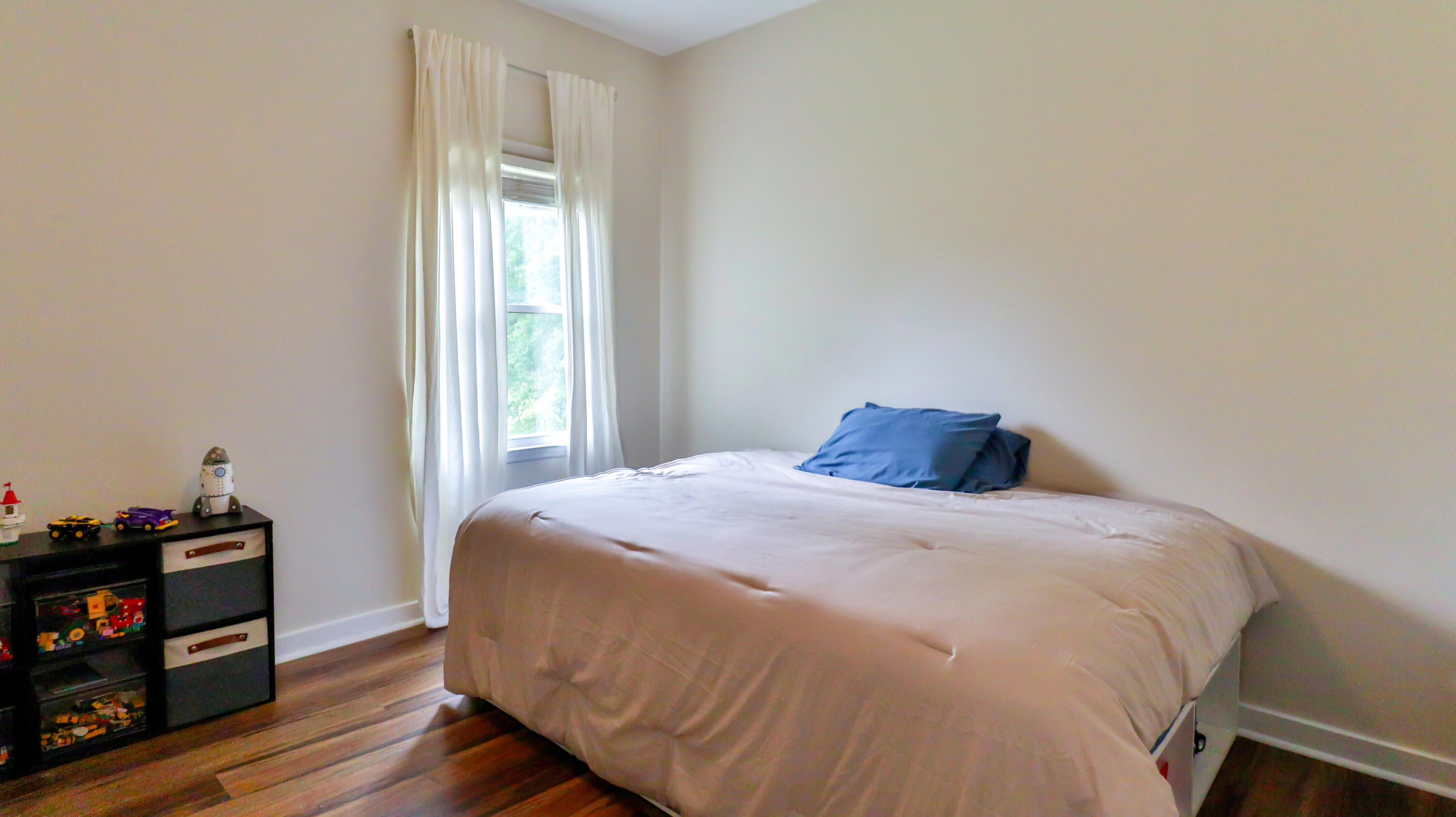 992 WINDMILL LANE Lane