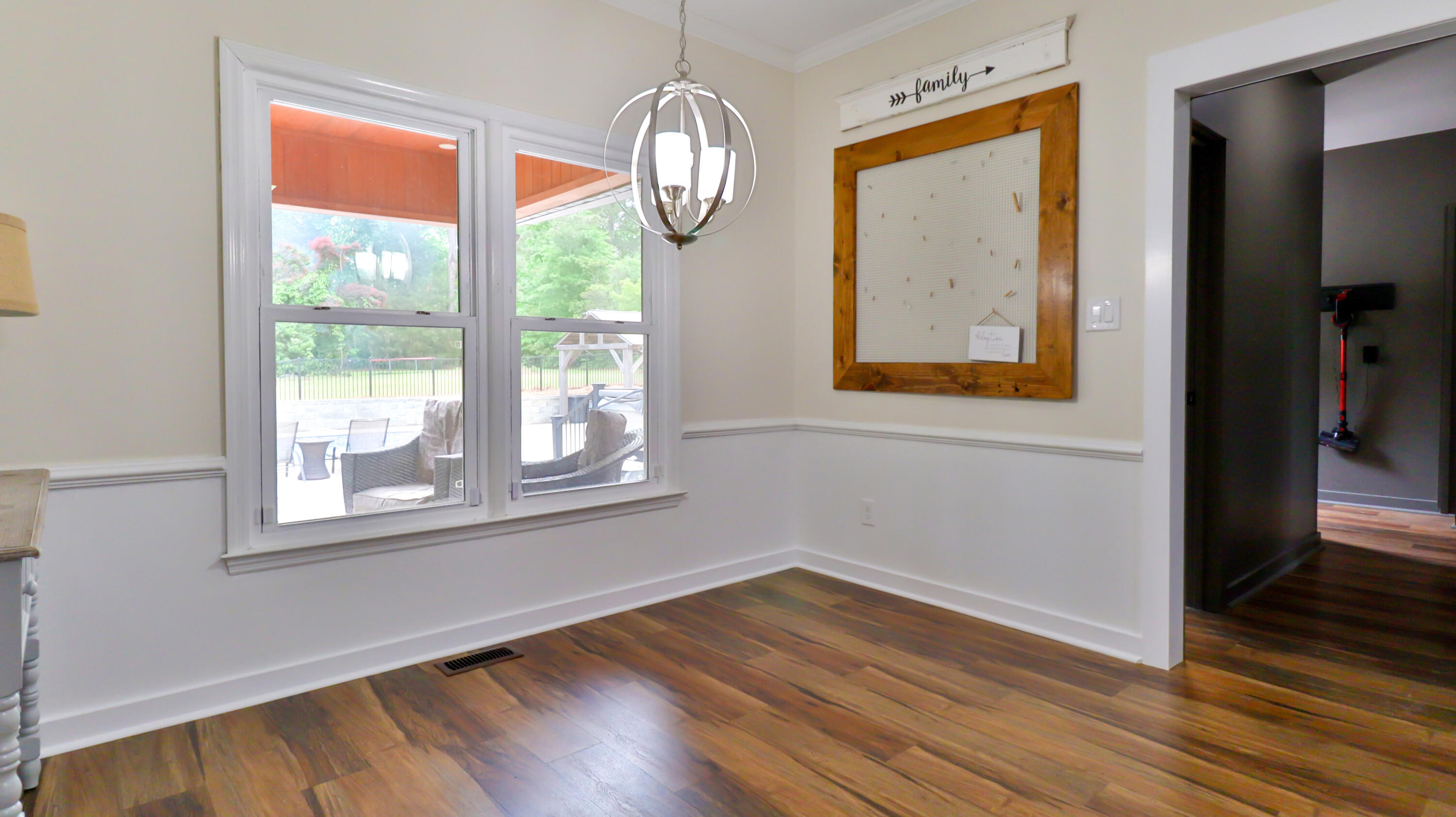 992 WINDMILL LANE Lane