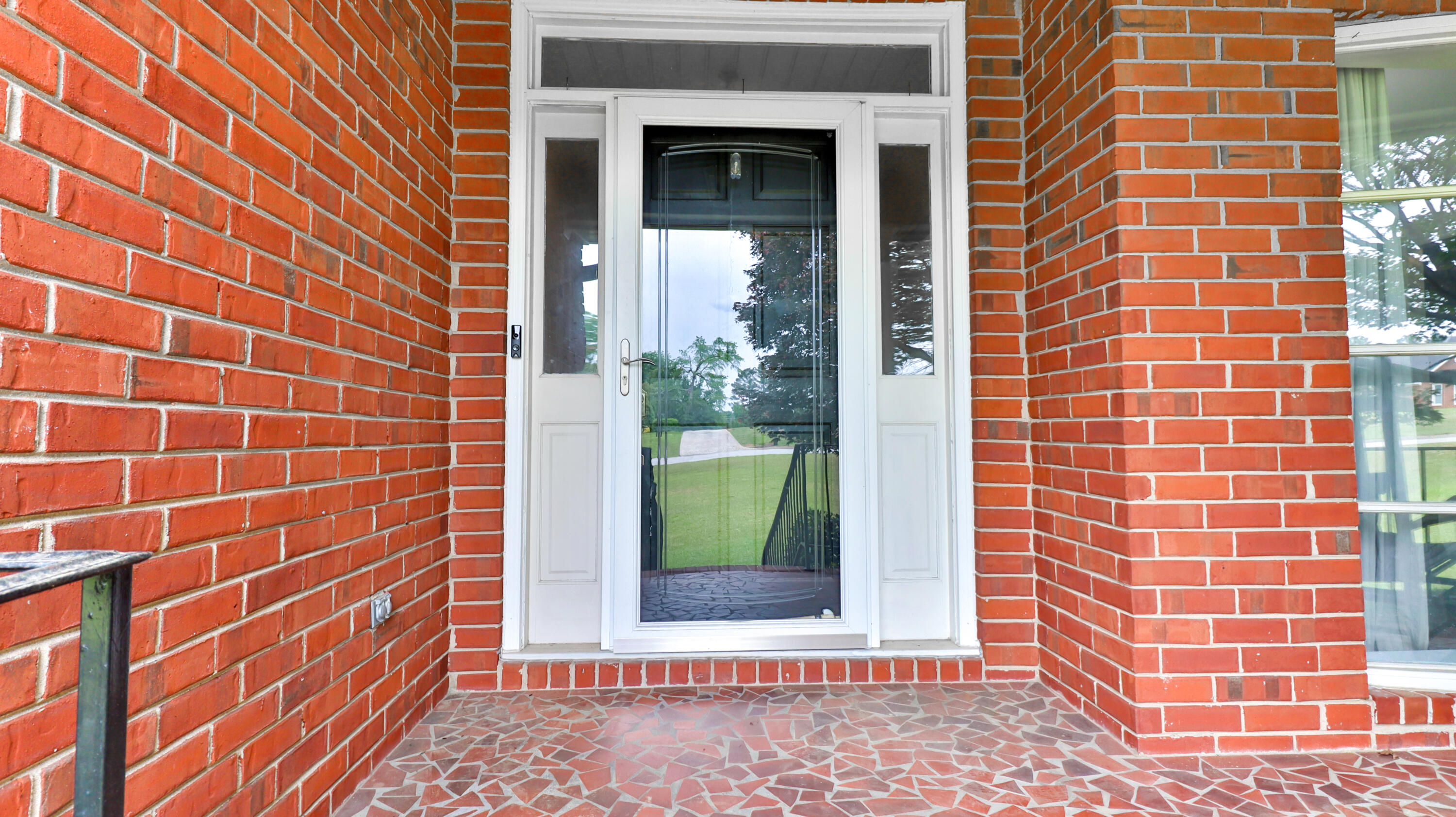 992 WINDMILL LANE Lane