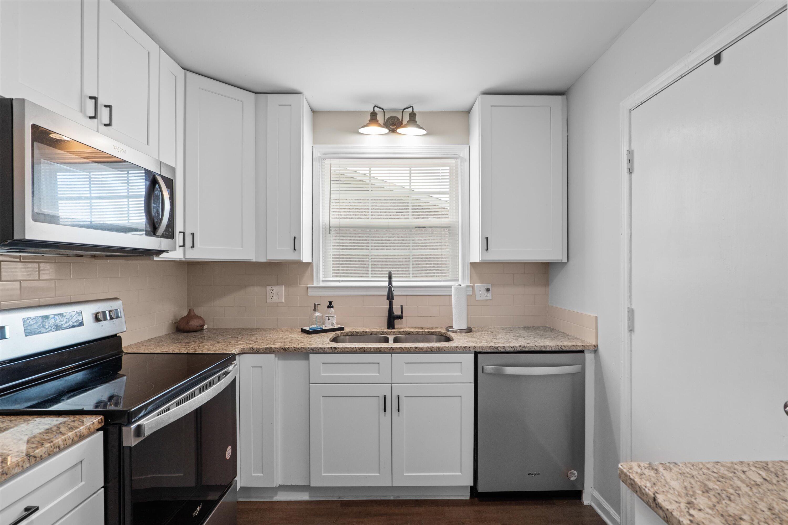 284 E WYNNGATE Drive