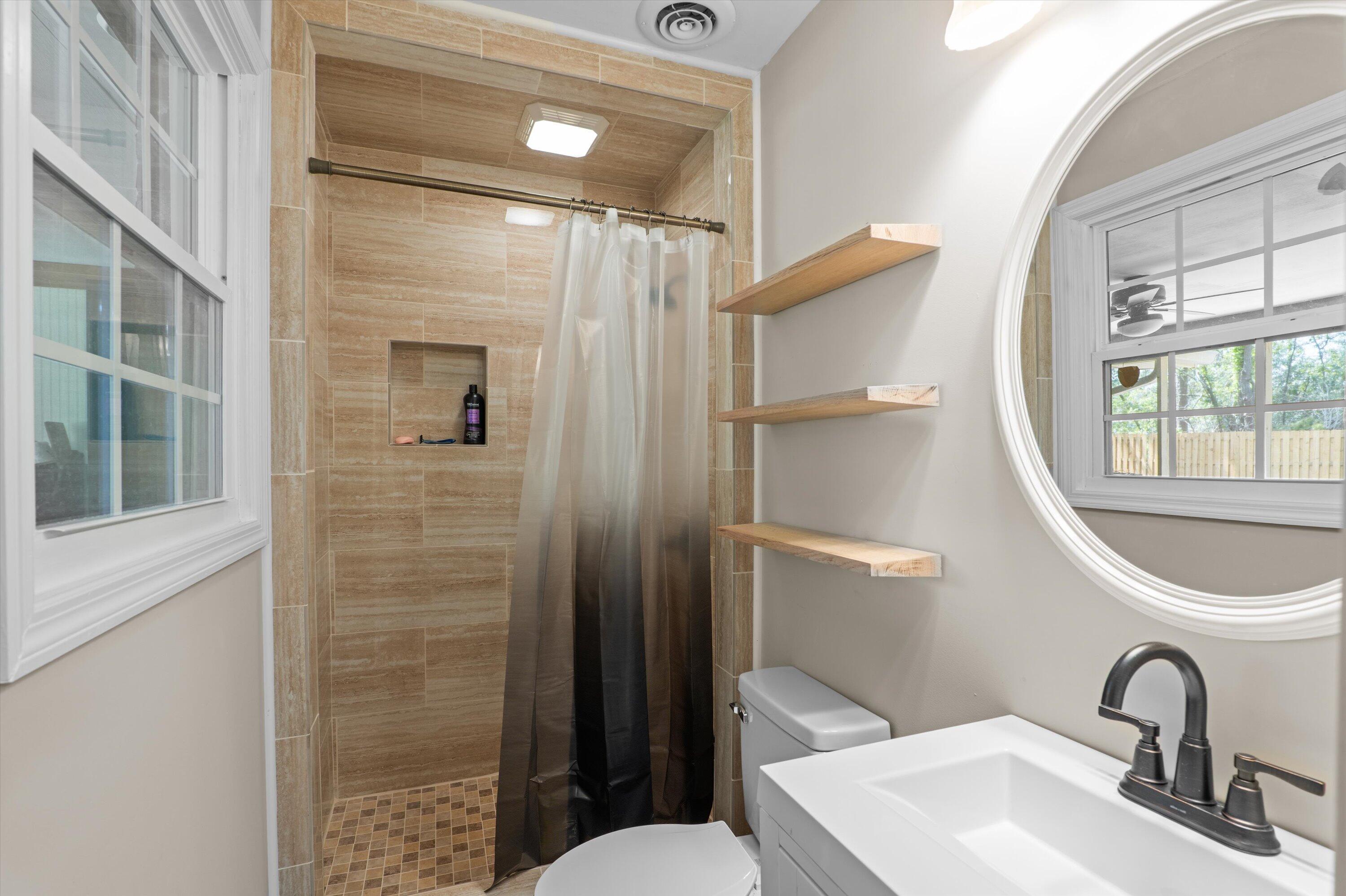 284 E WYNNGATE Drive