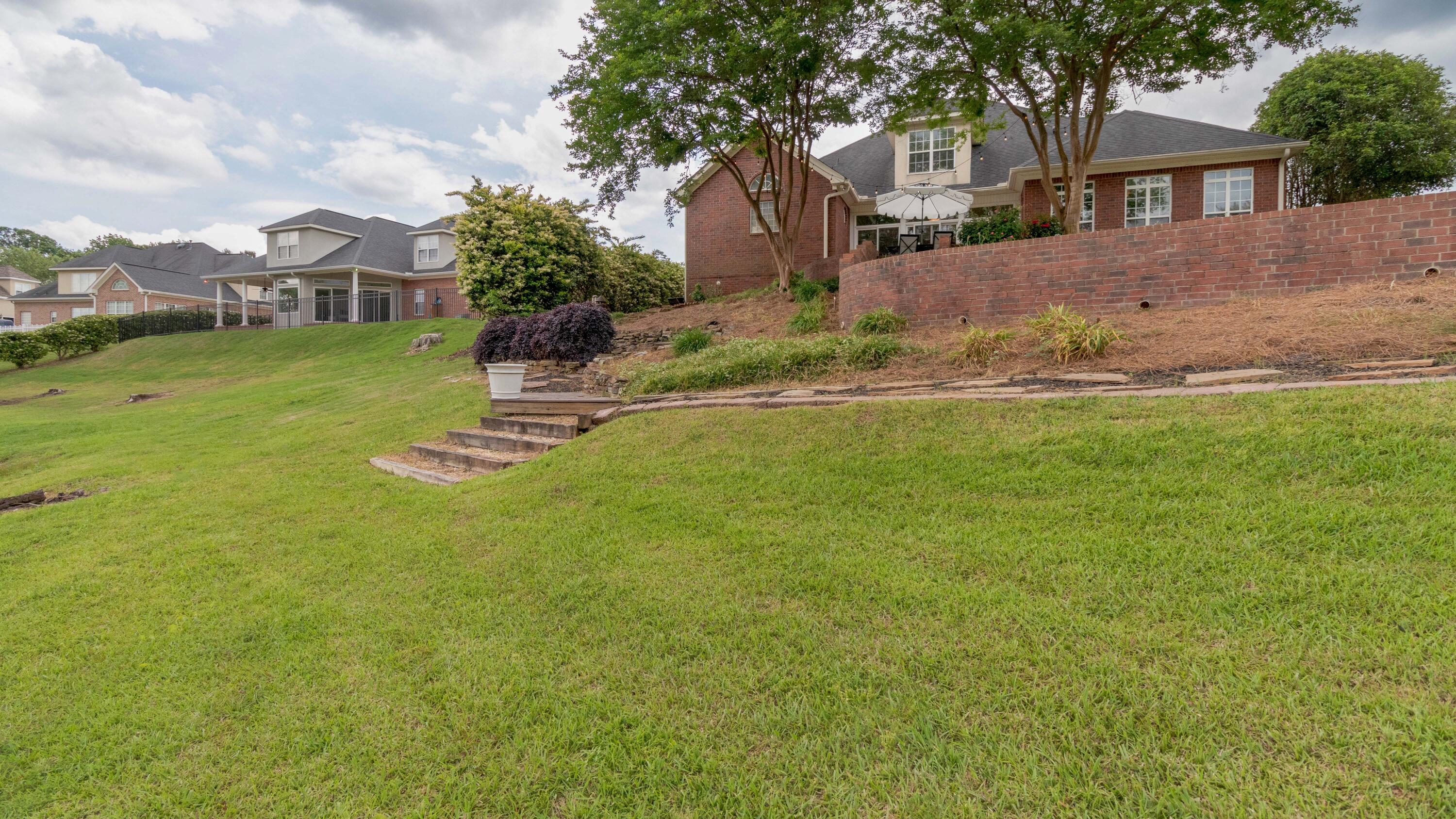 992 WINDMILL PARKWAY