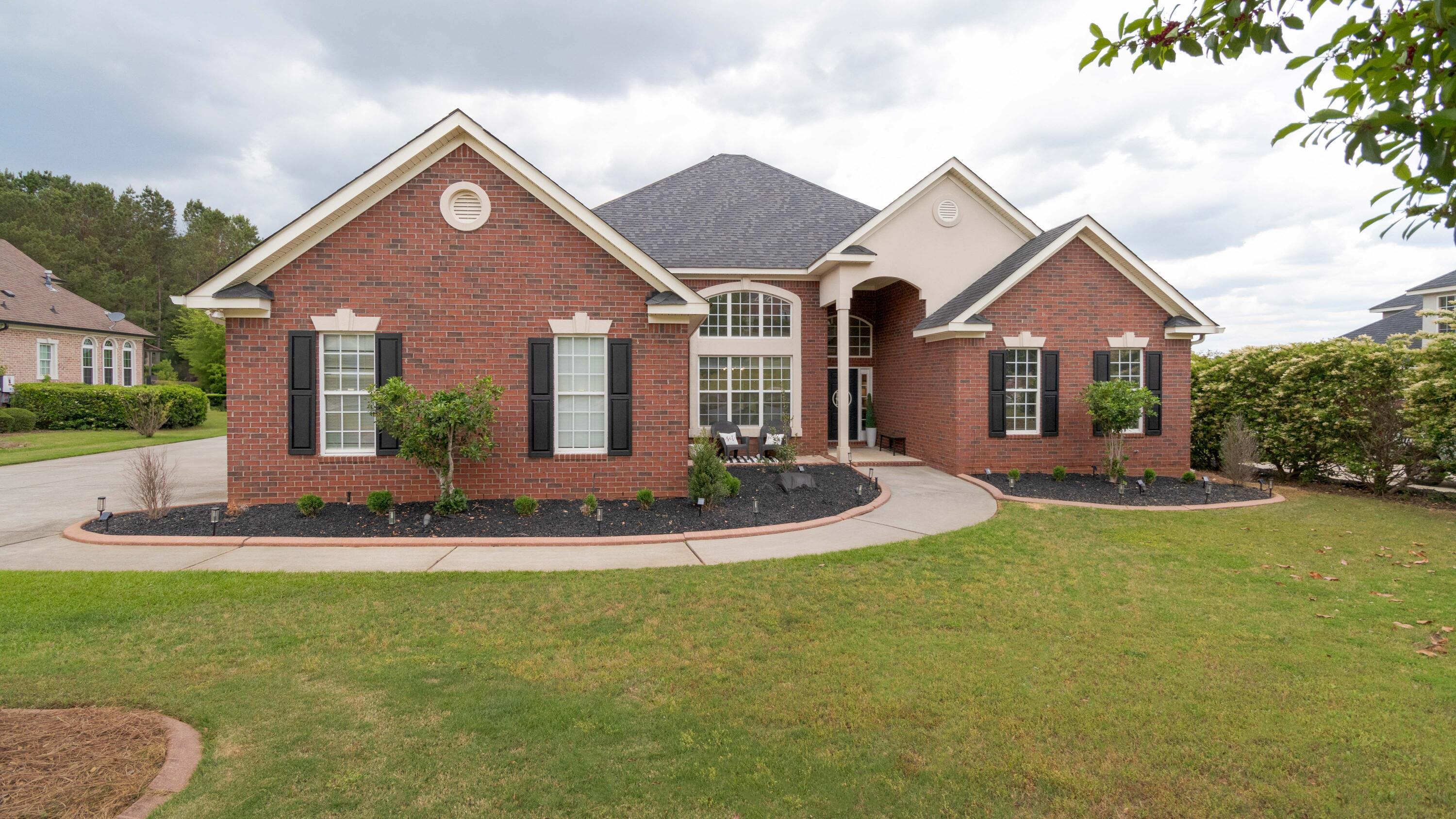 992 WINDMILL PARKWAY