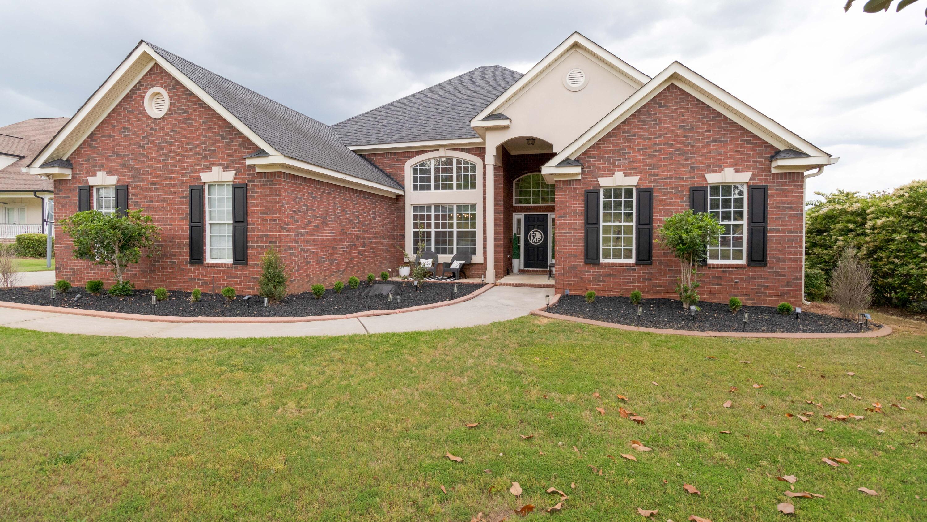 992 WINDMILL PARKWAY
