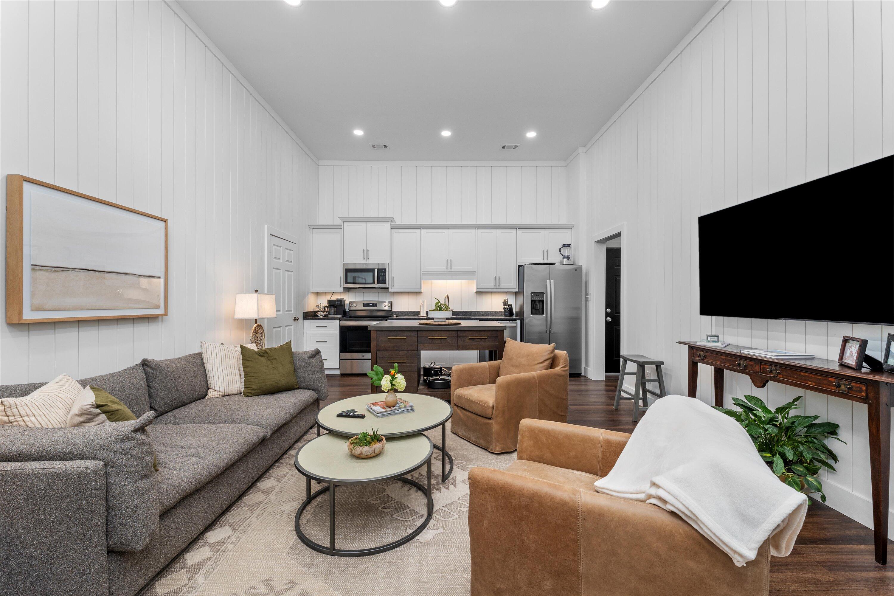 4111 RIVERMONT Drive