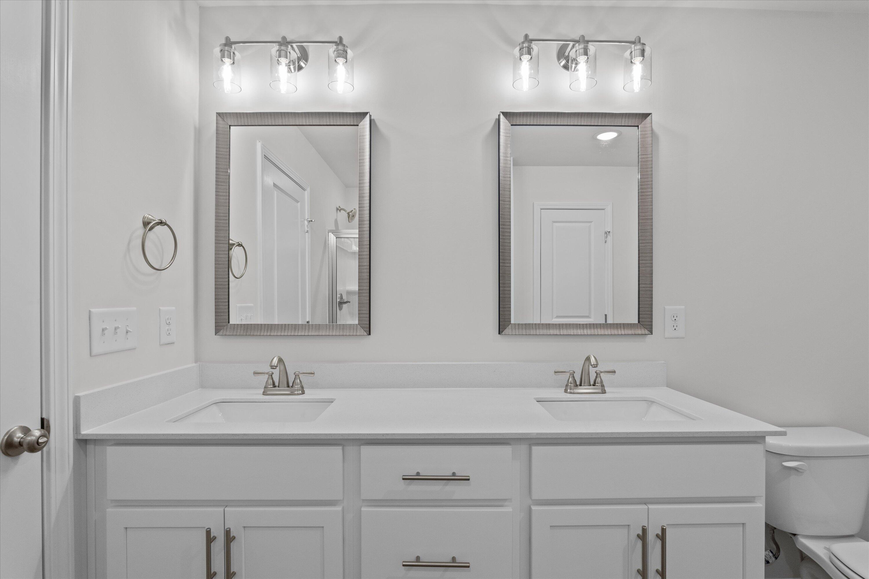 220 NW Shingle Oak Garden