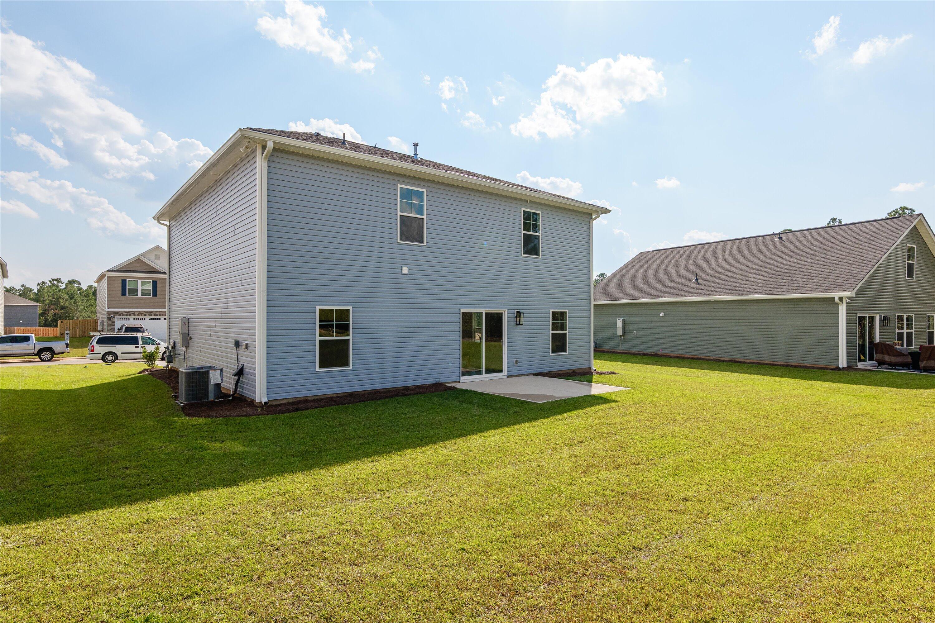 220 NW Shingle Oak Garden