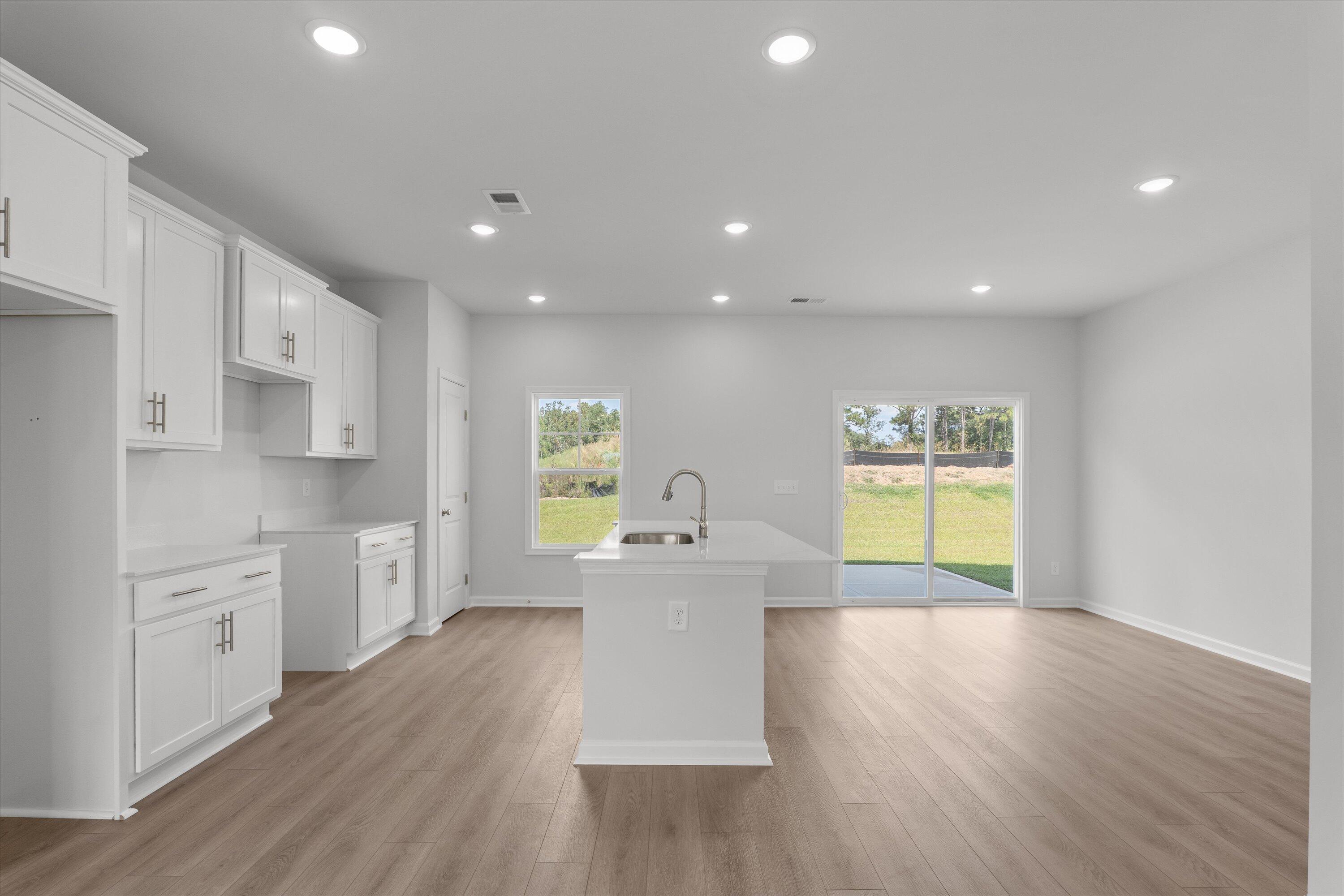 220 NW Shingle Oak Garden