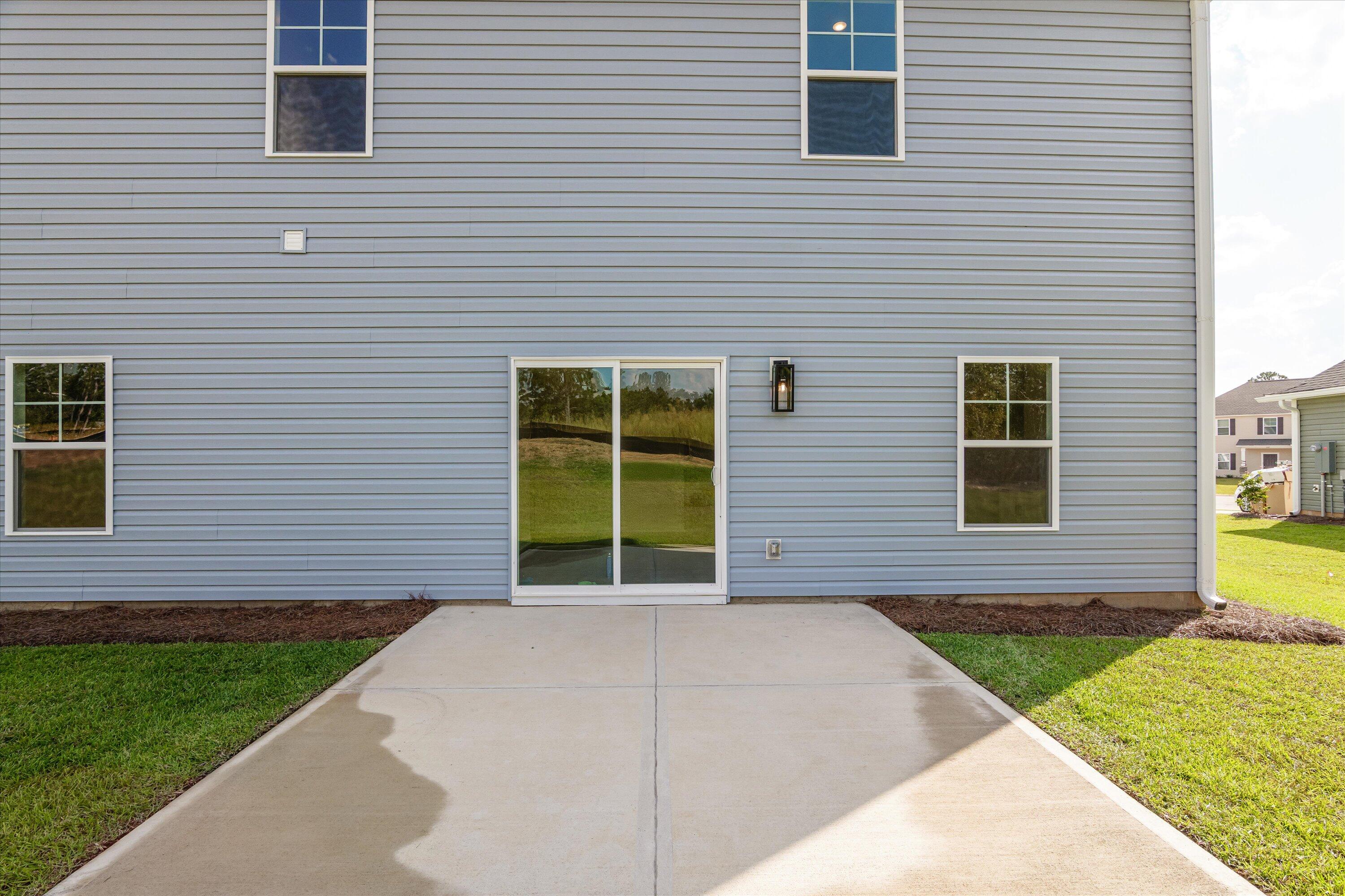 220 NW Shingle Oak Garden