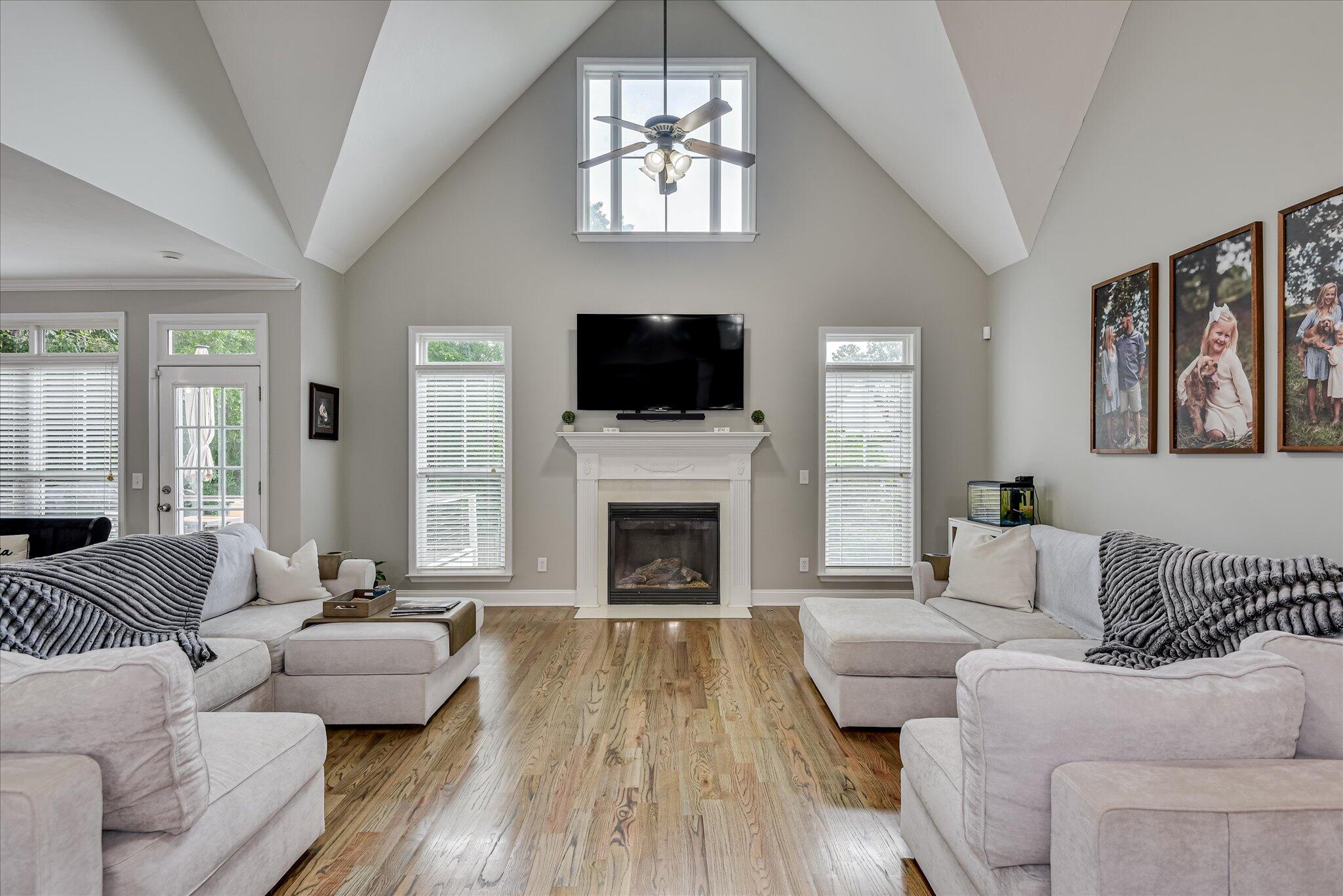 1176 Sumter Landing Circle Circle