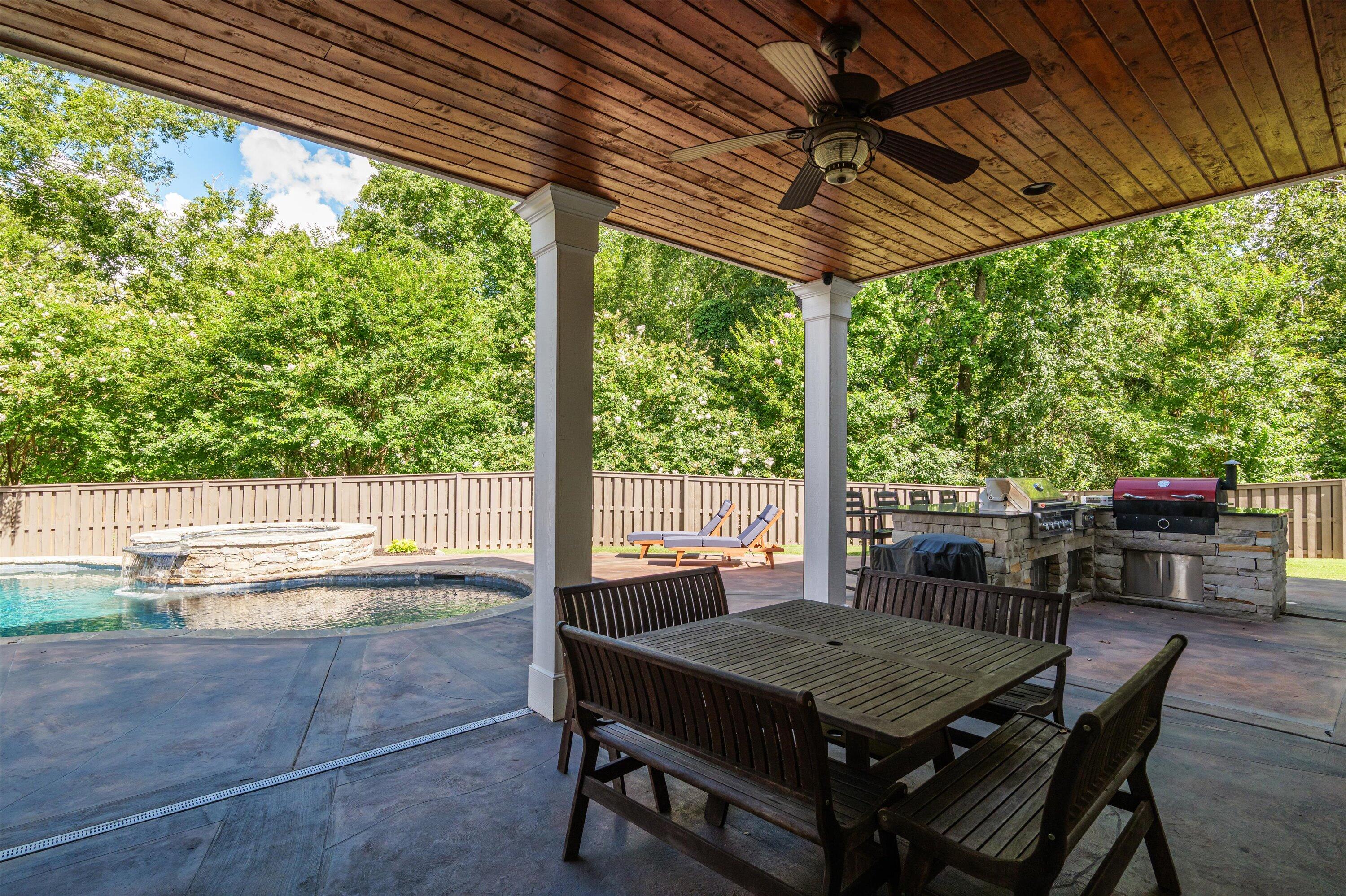 628 Emerald Crossing