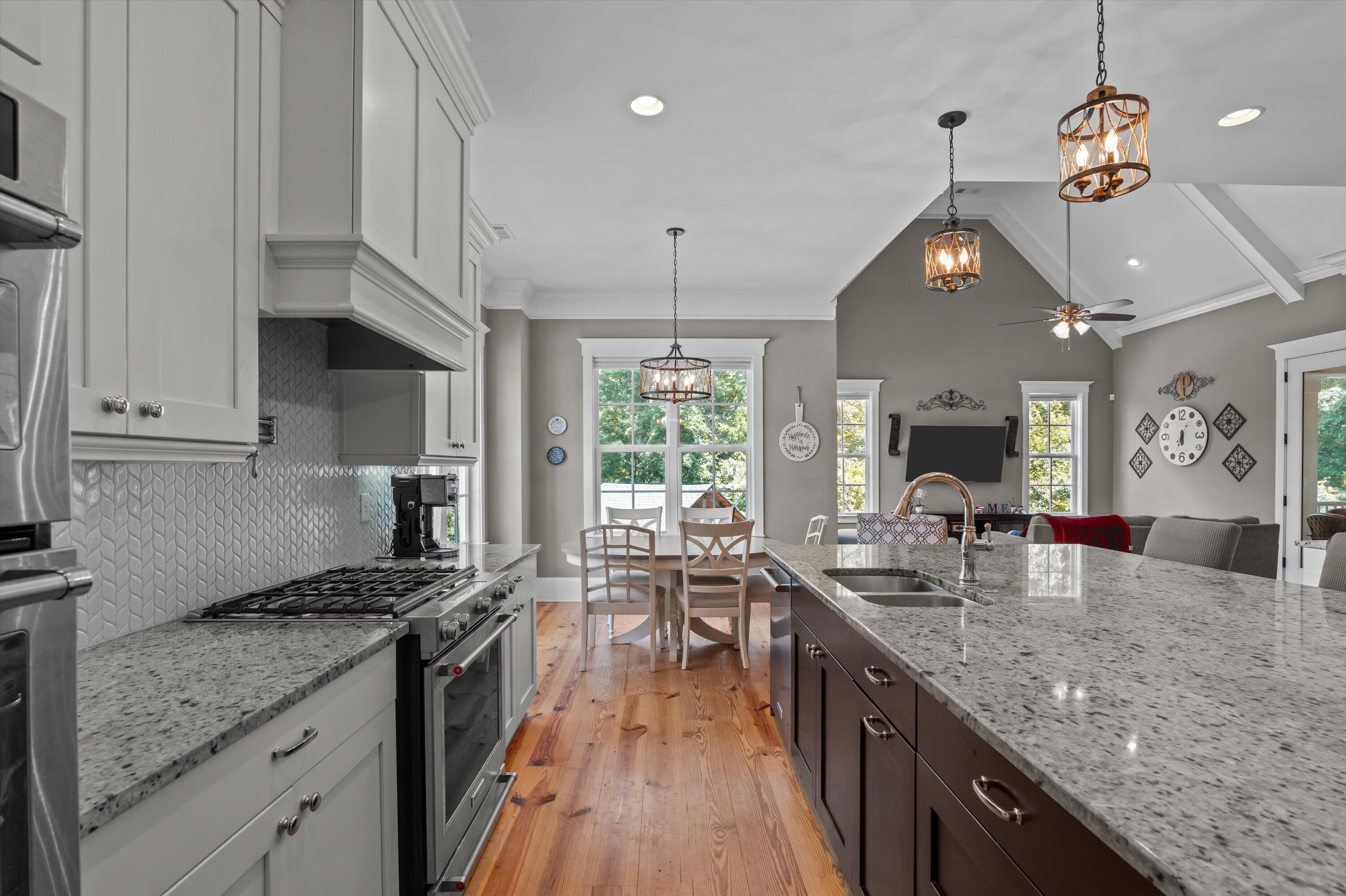 628 Emerald Crossing