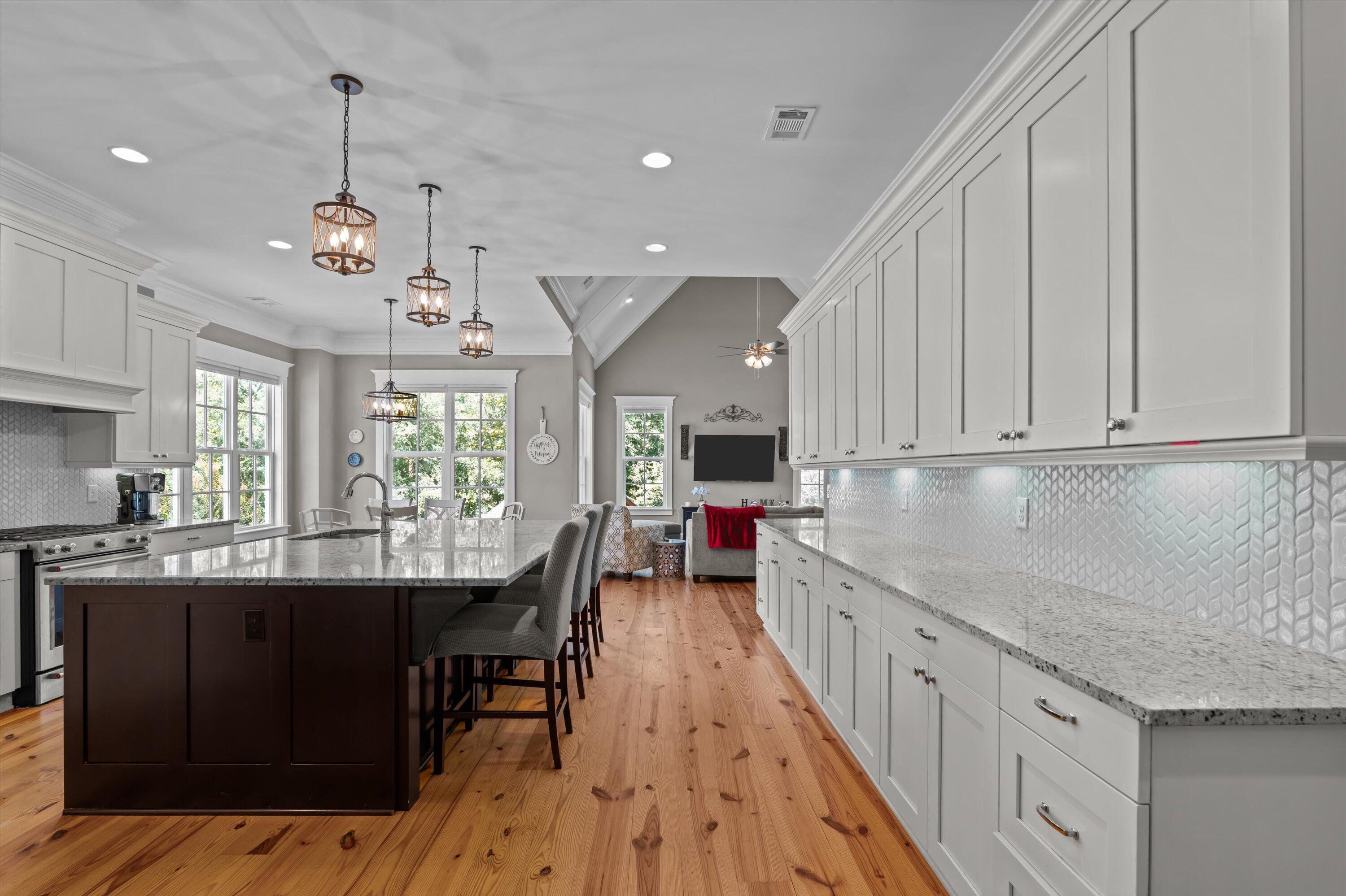 628 Emerald Crossing