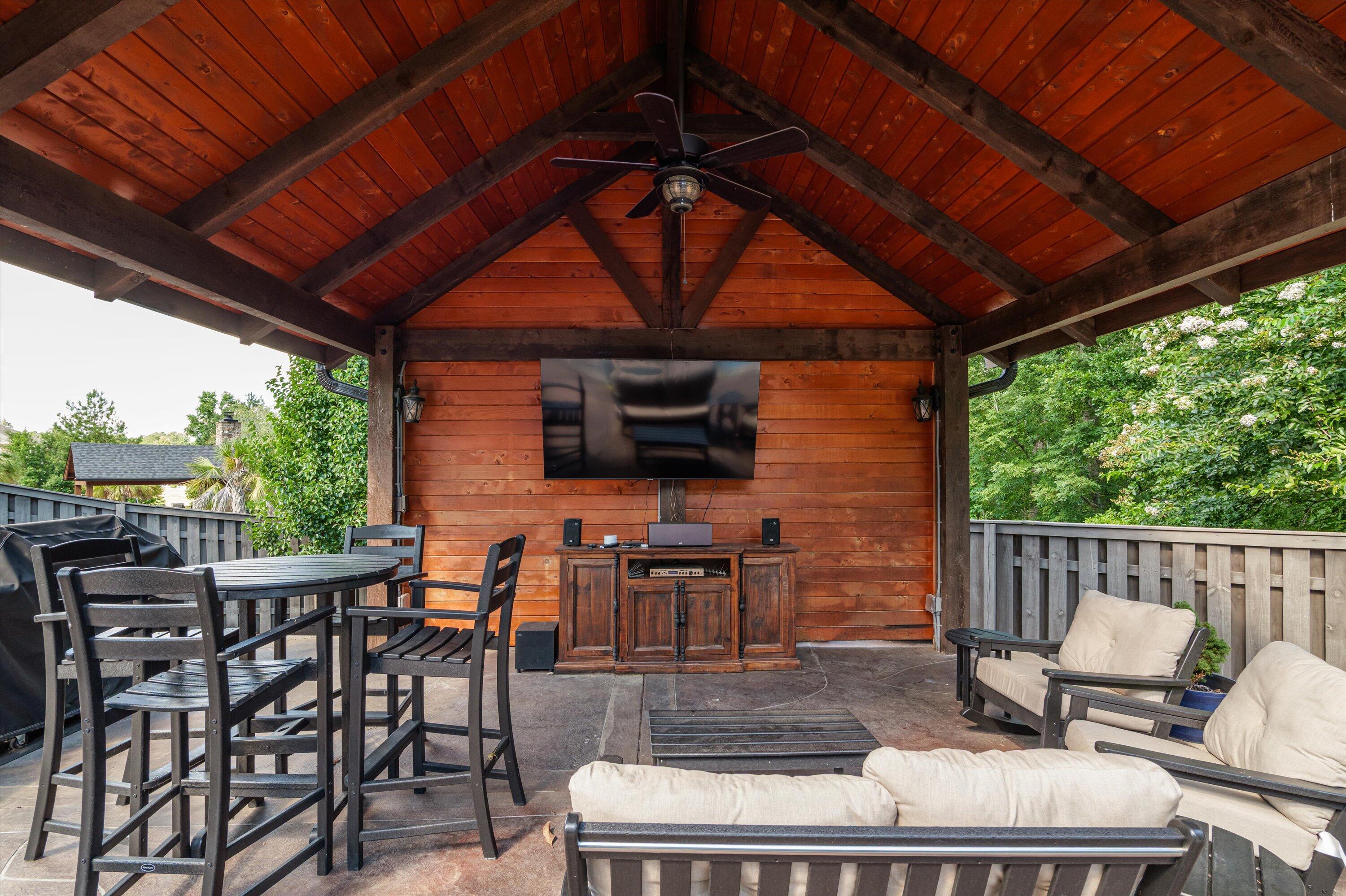 628 Emerald Crossing