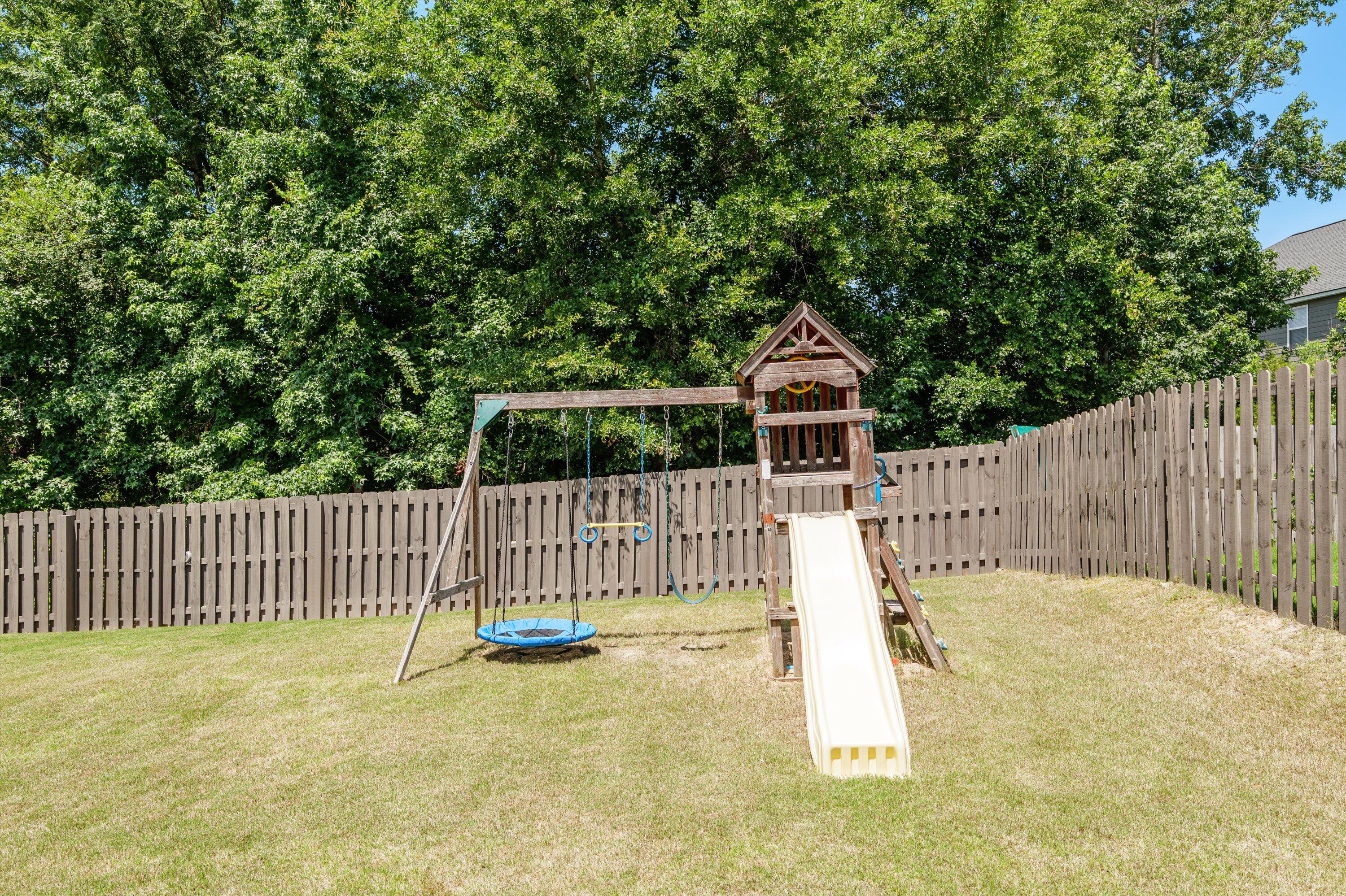 1605 Lindley Lane