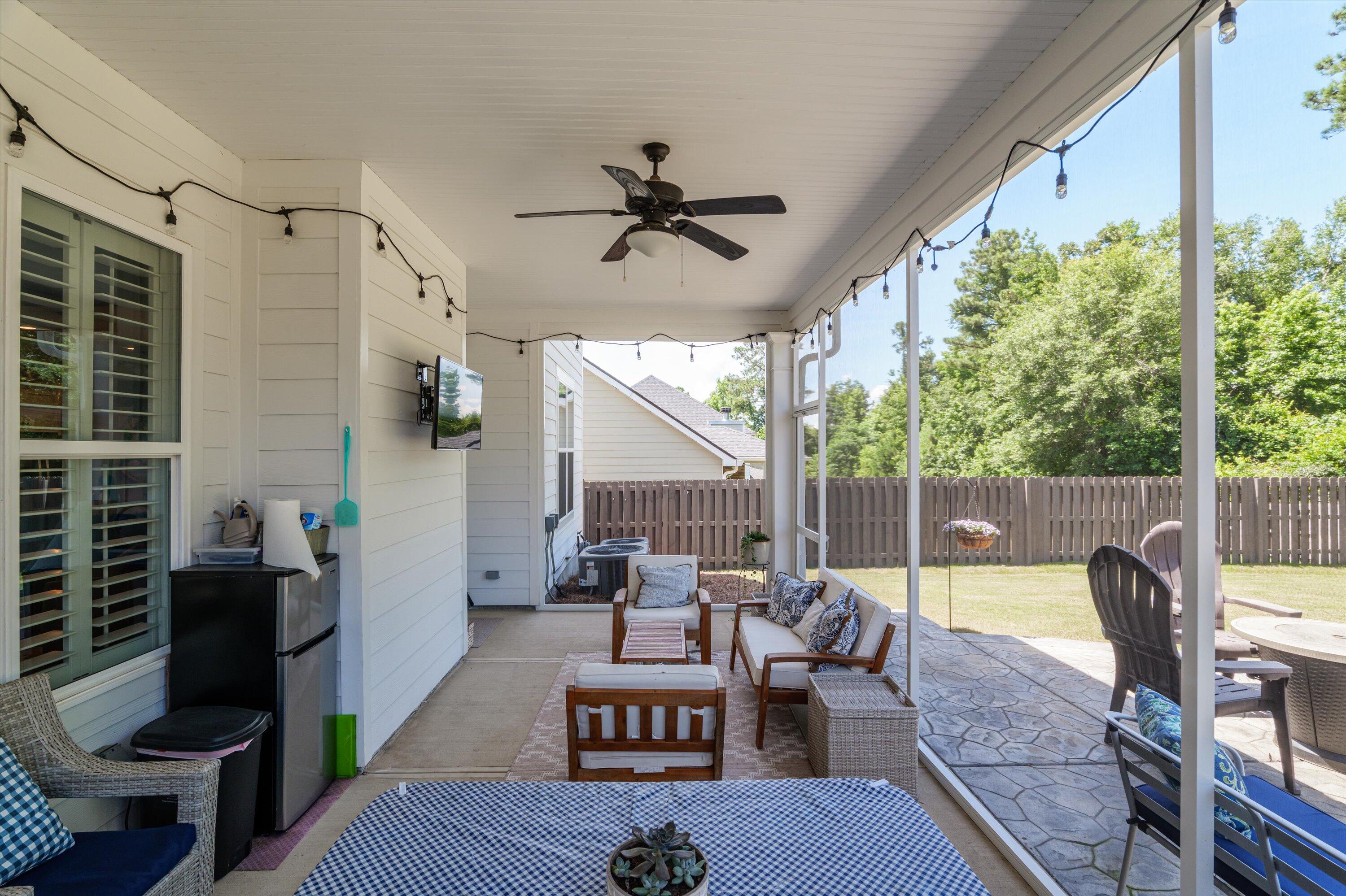 1605 Lindley Lane