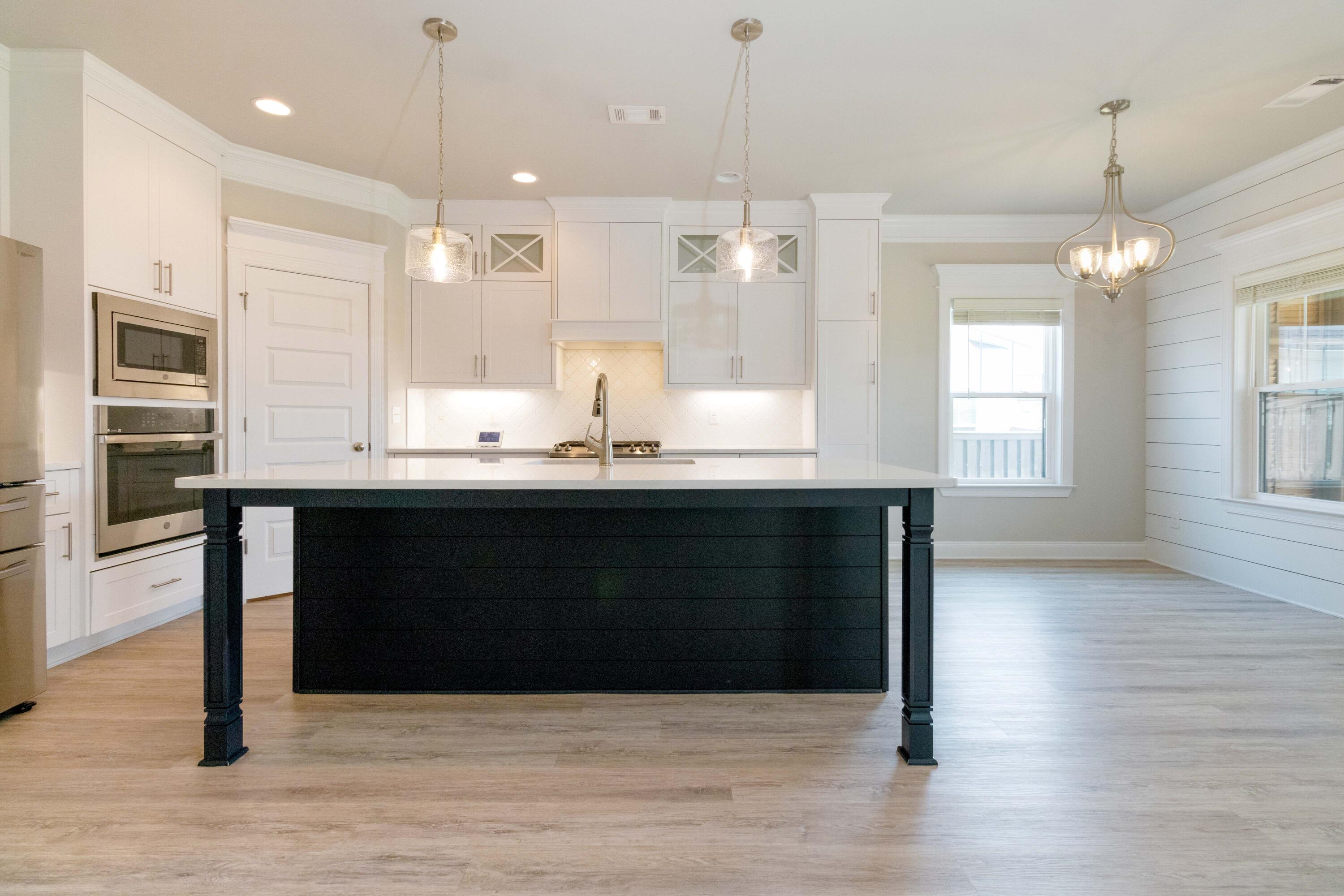 3048 Rosewood Dr. Drive