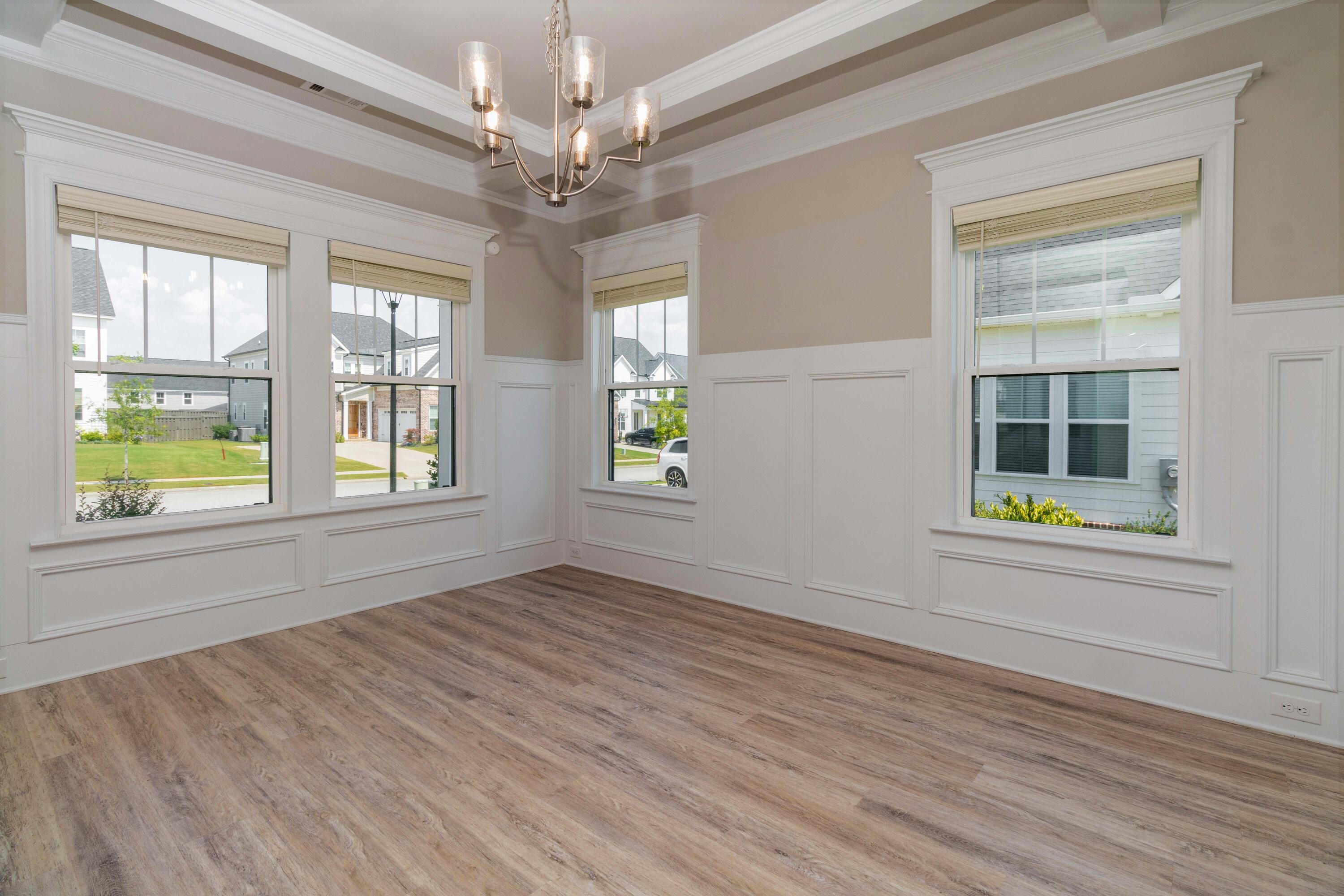 3048 Rosewood Dr. Drive