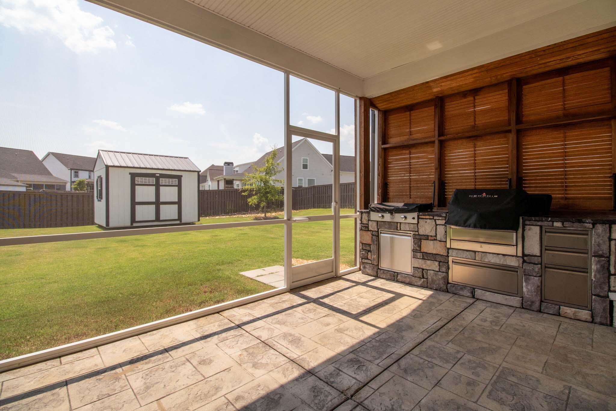 3048 Rosewood Dr. Drive