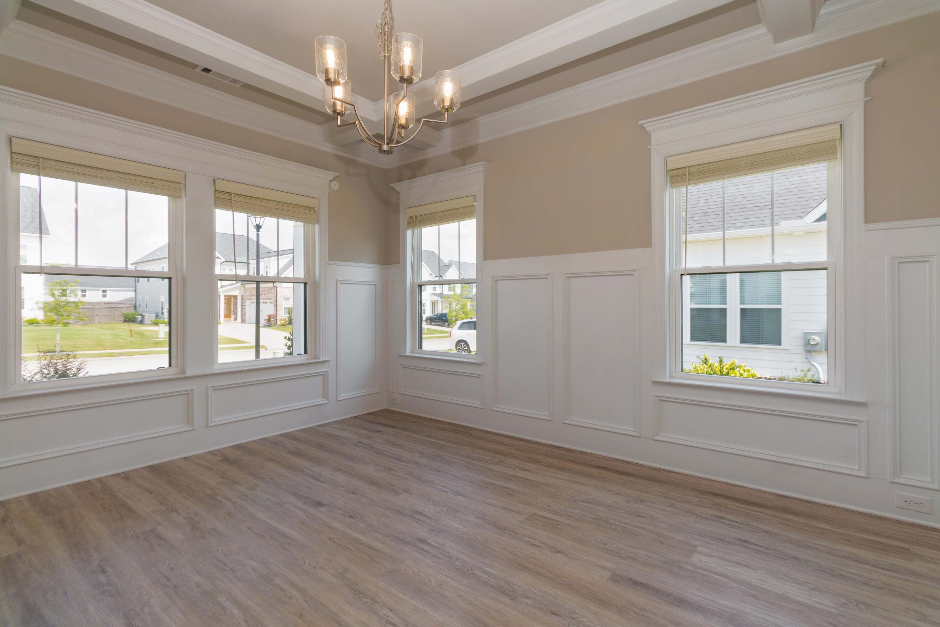 3048 Rosewood Dr. Drive