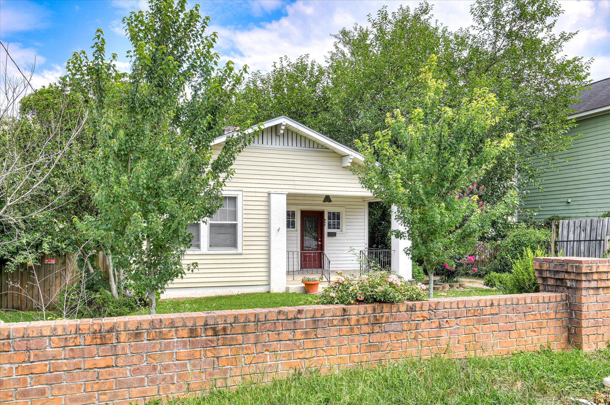 844 Heard Avenue