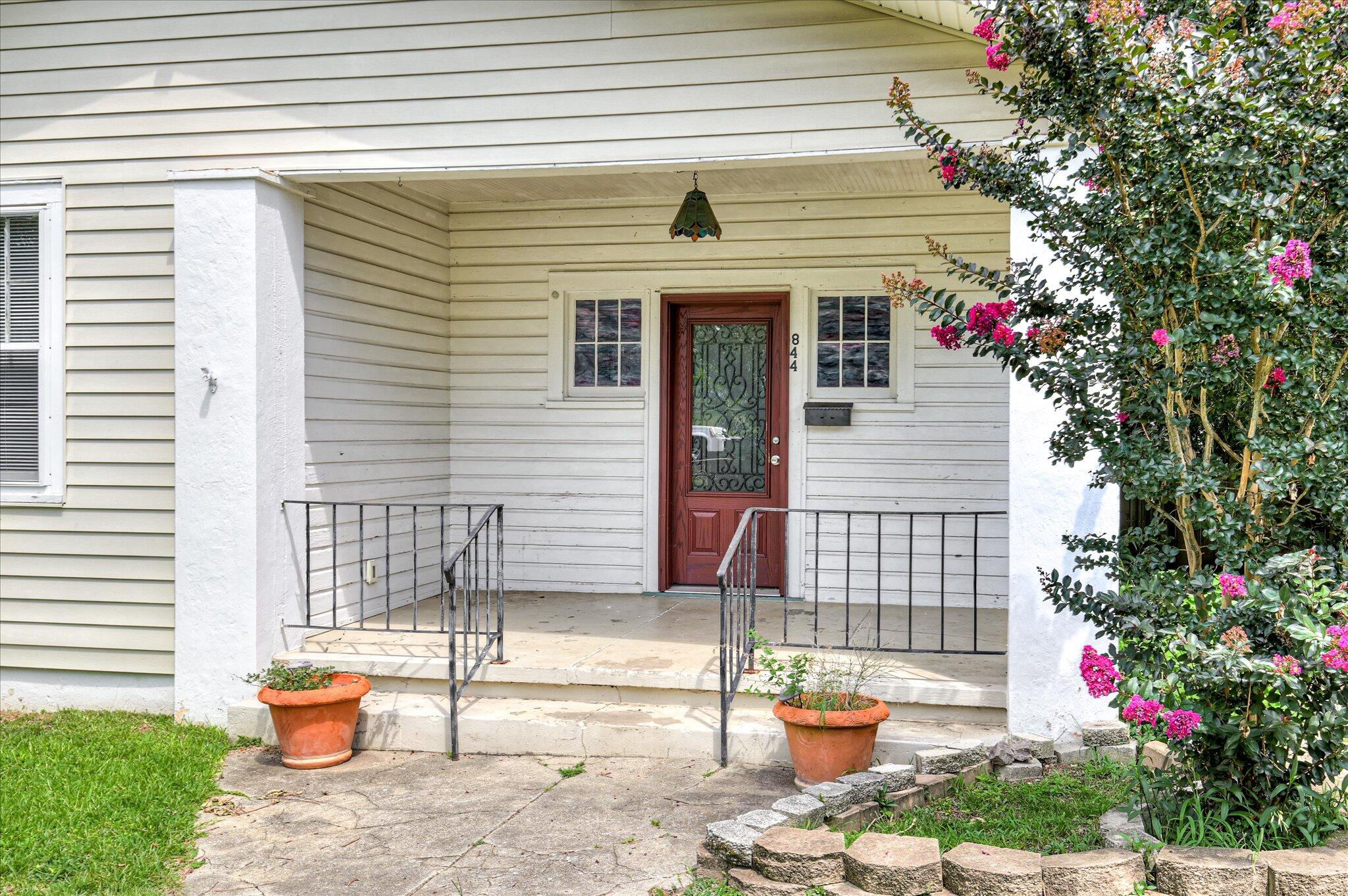 844 Heard Avenue