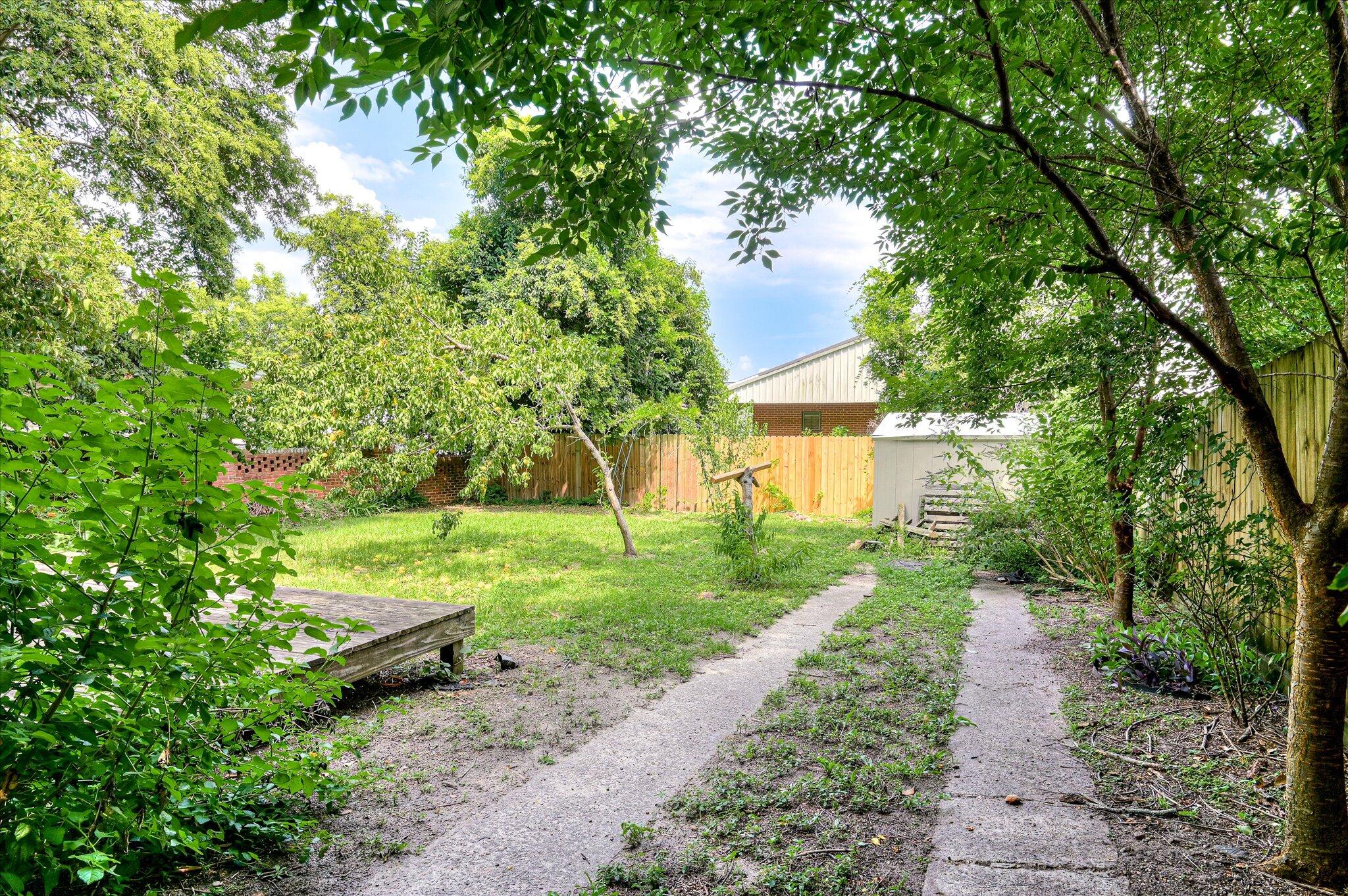 844 Heard Avenue
