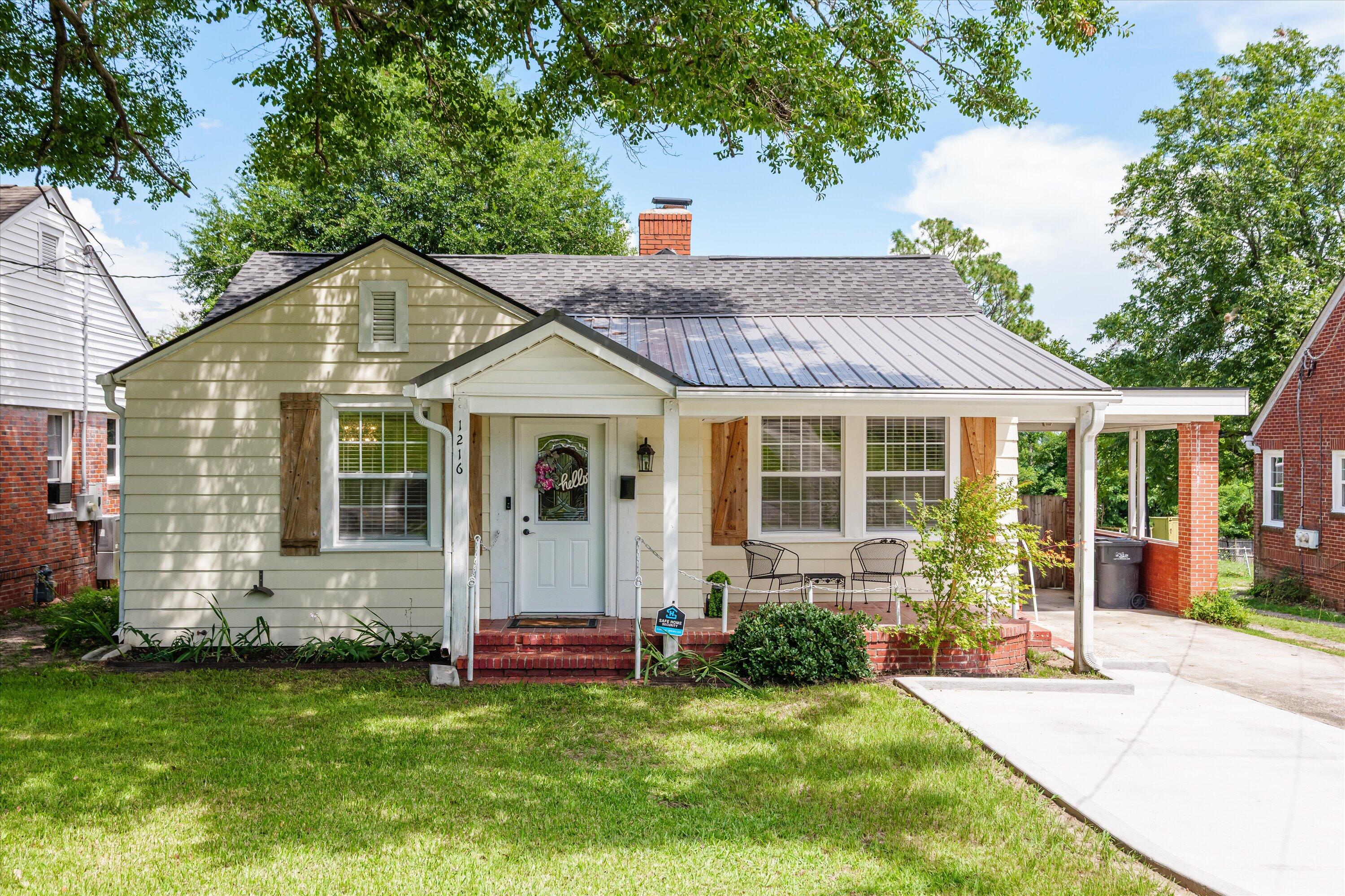 1216 Heard Avenue