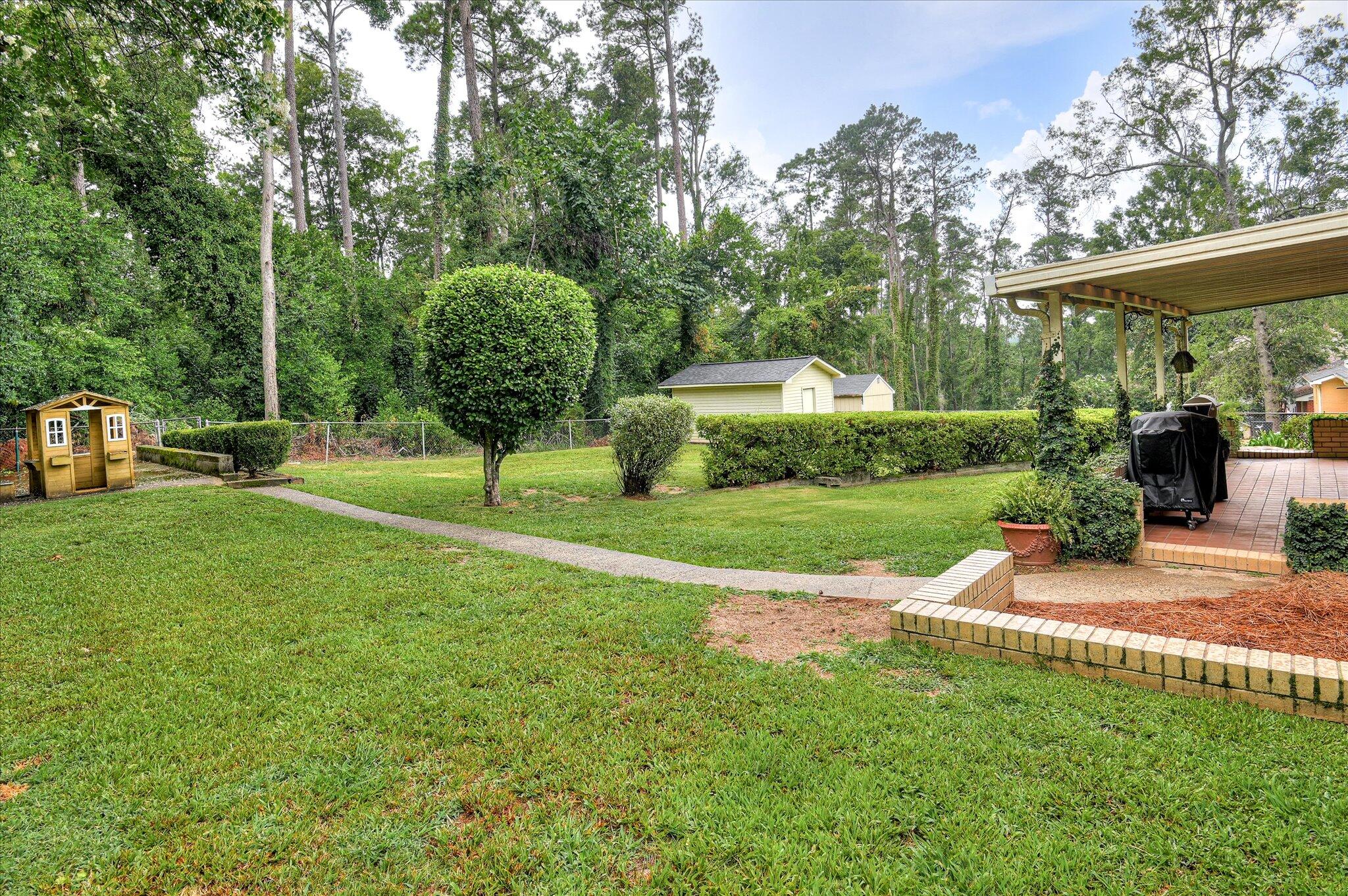 637 Canterbury Drive