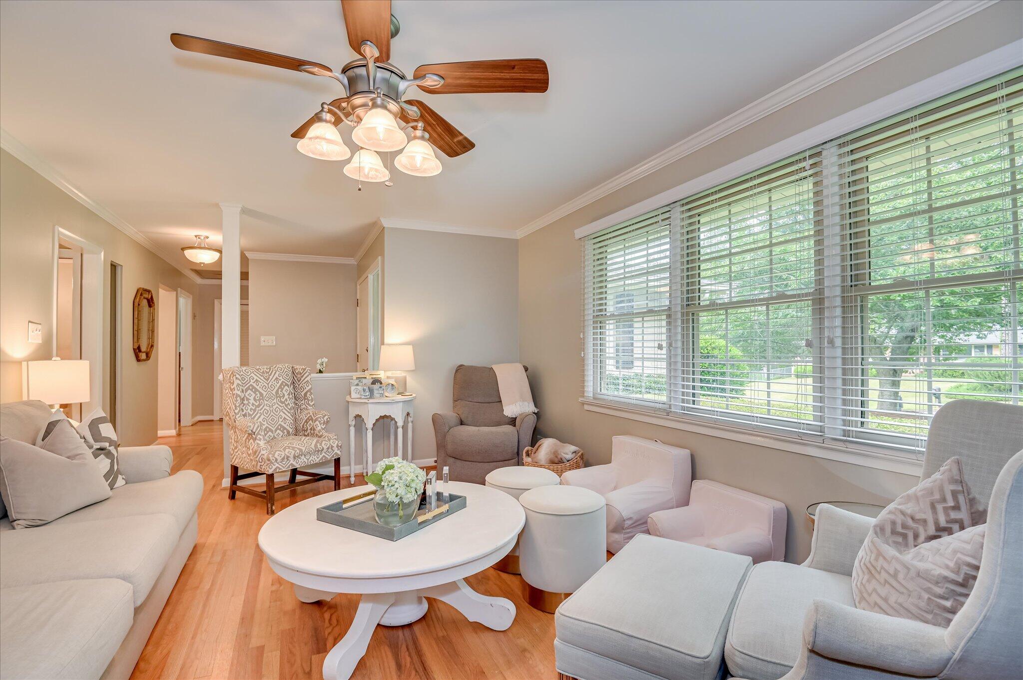 637 Canterbury Drive