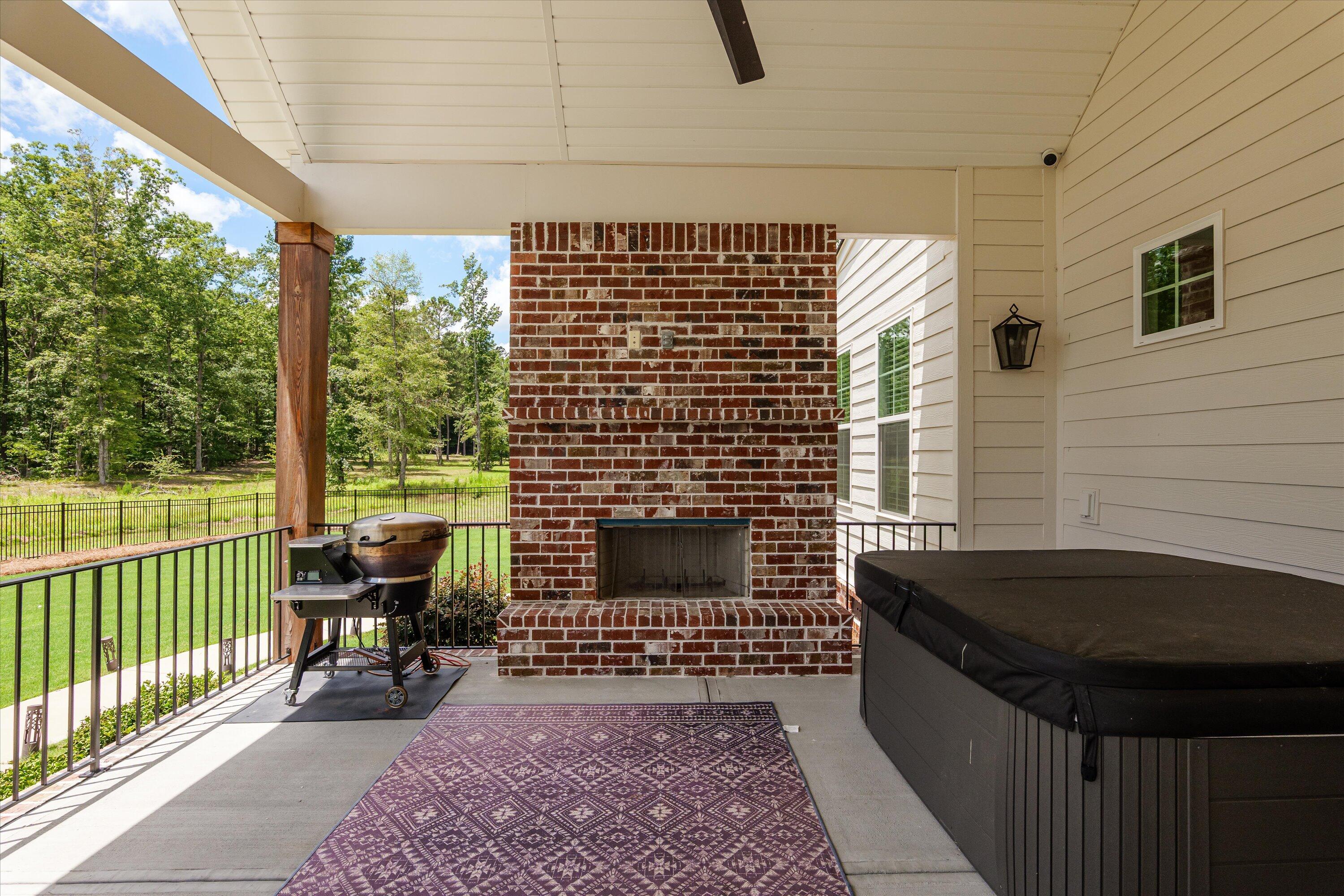 2110 Shell Point Court