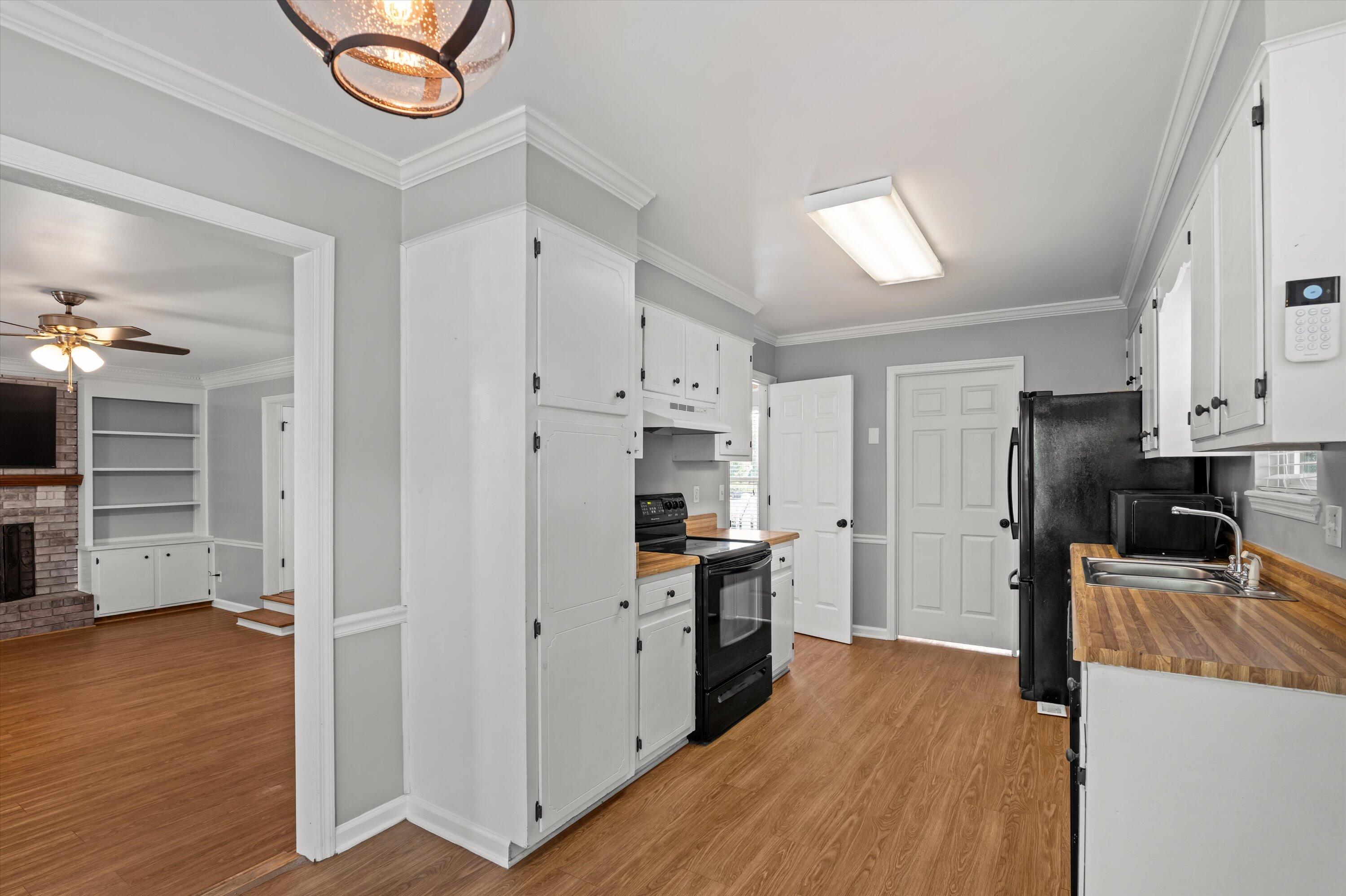 4761 Maple Creek Court