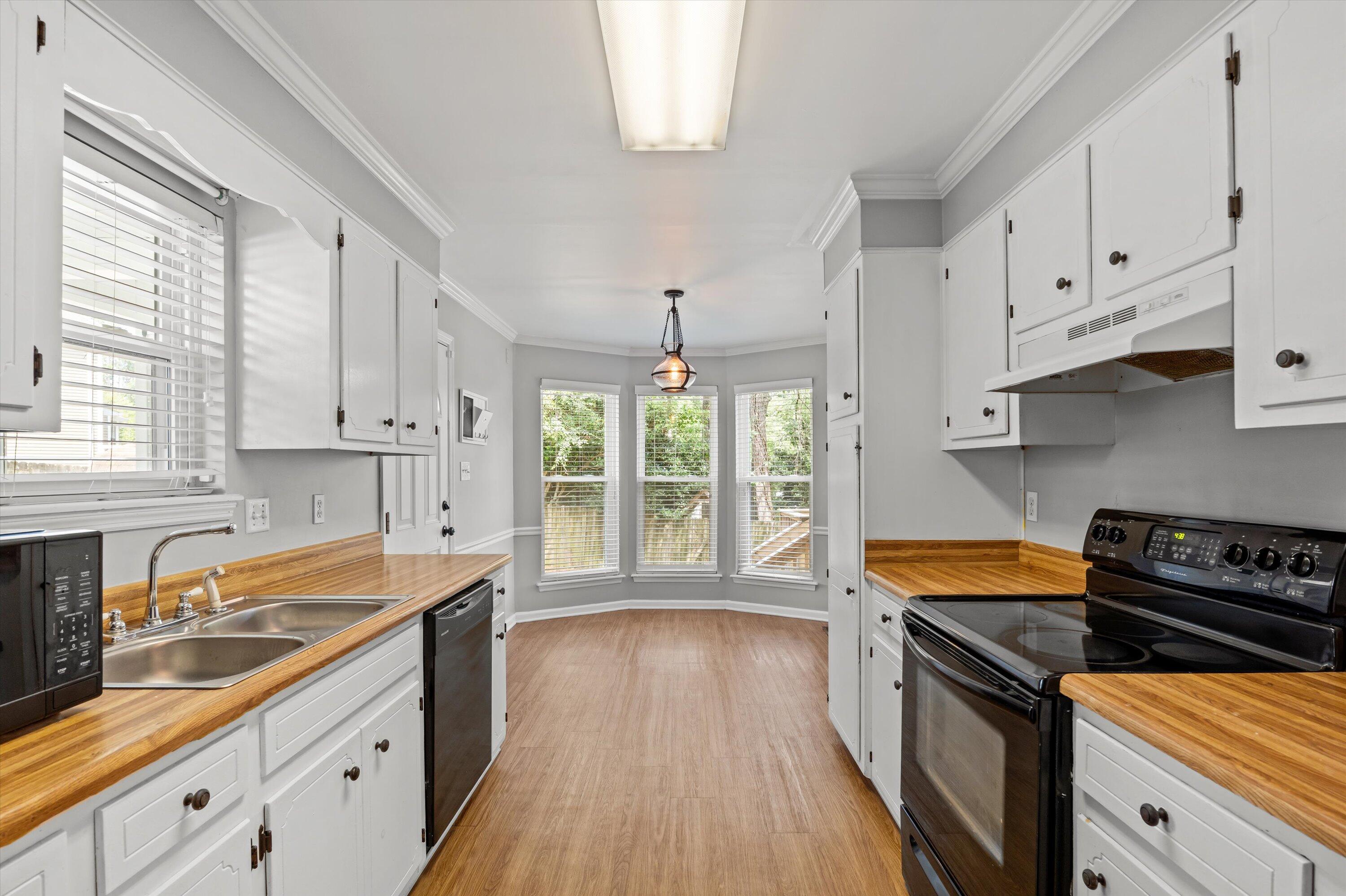 4761 Maple Creek Court