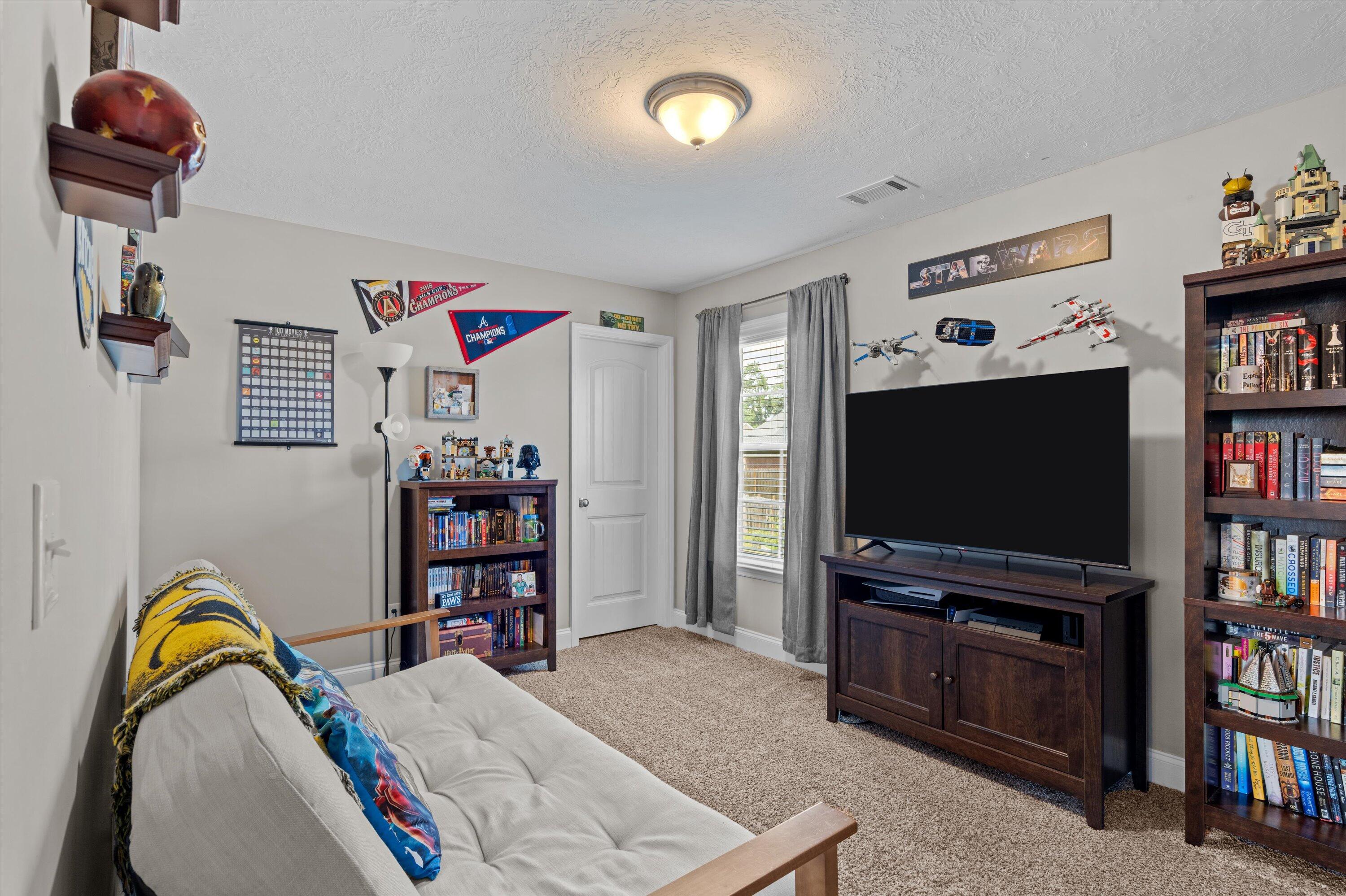 2515 Kari Lane