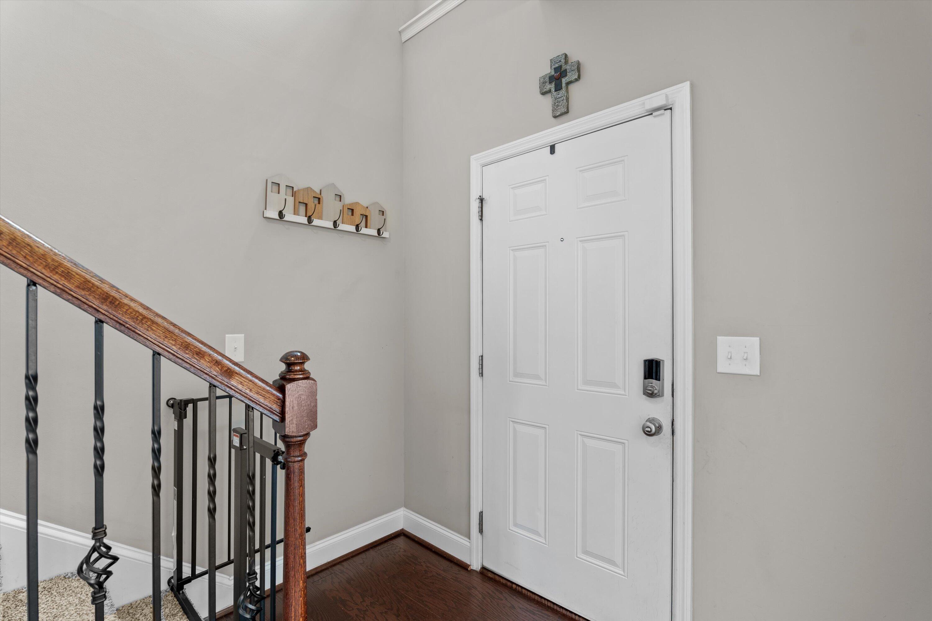 2515 Kari Lane