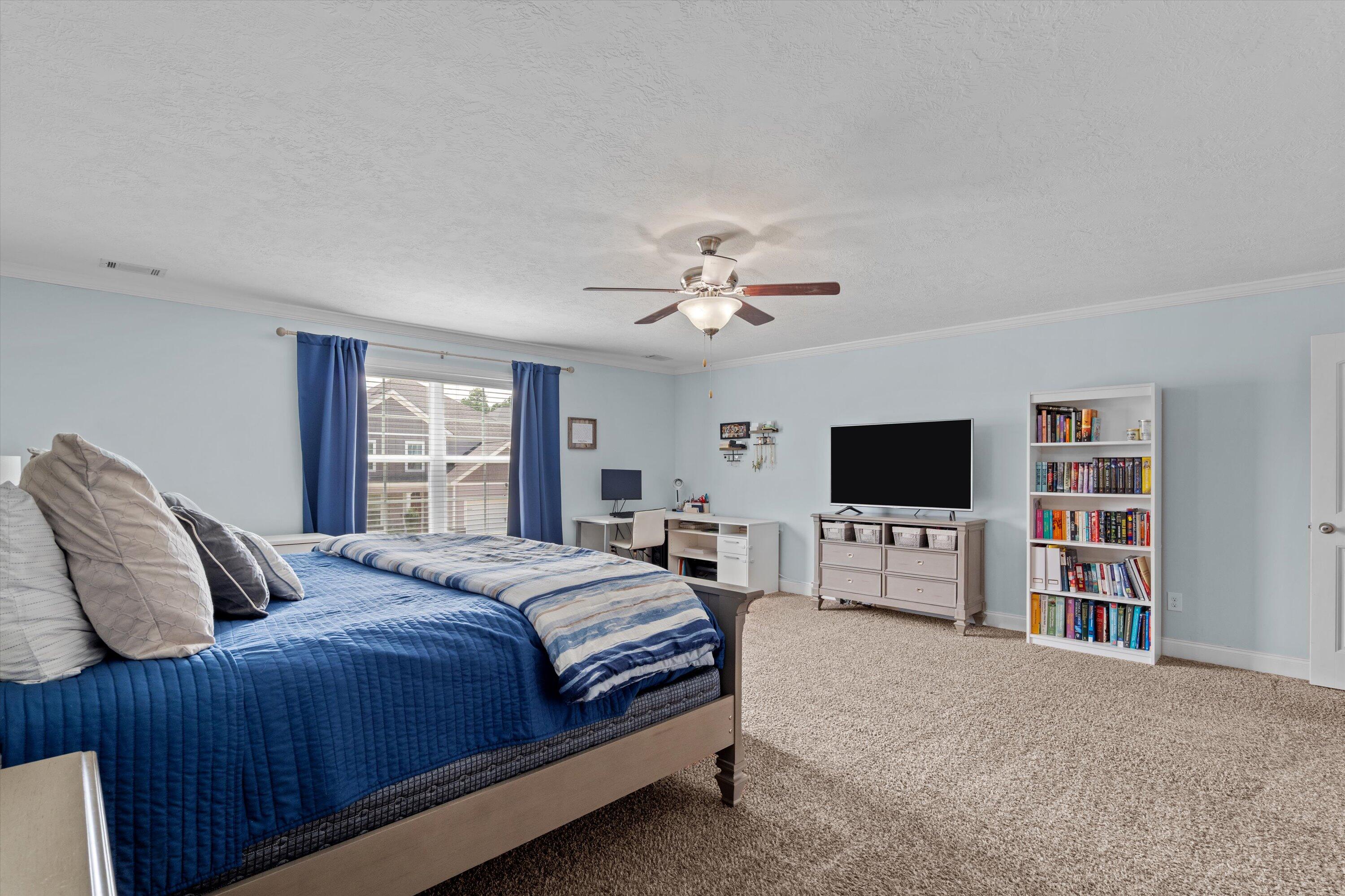 2515 Kari Lane