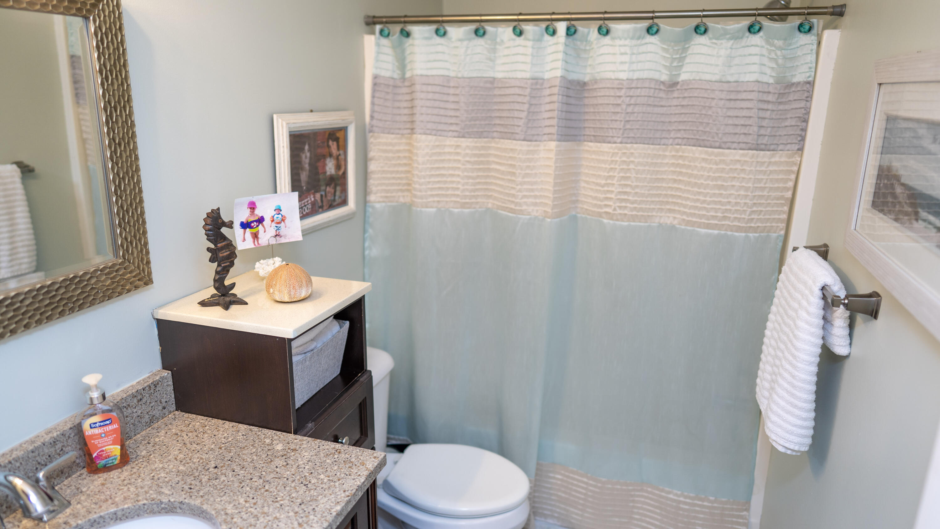 6583 Eubank Drive Drive