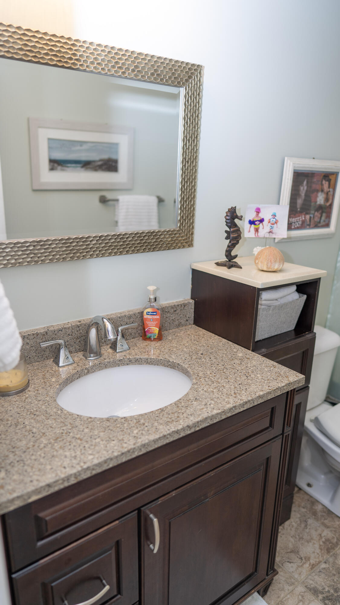 6583 Eubank Drive Drive