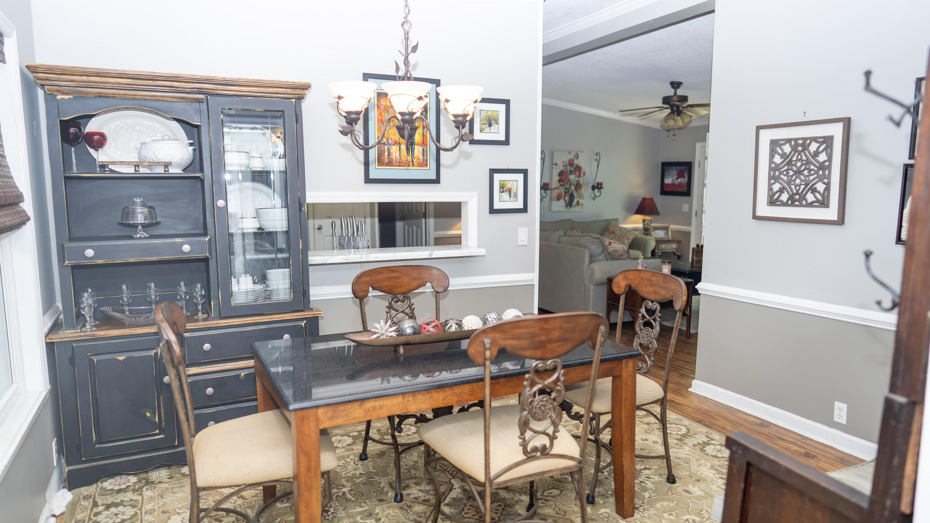 6583 Eubank Drive Drive