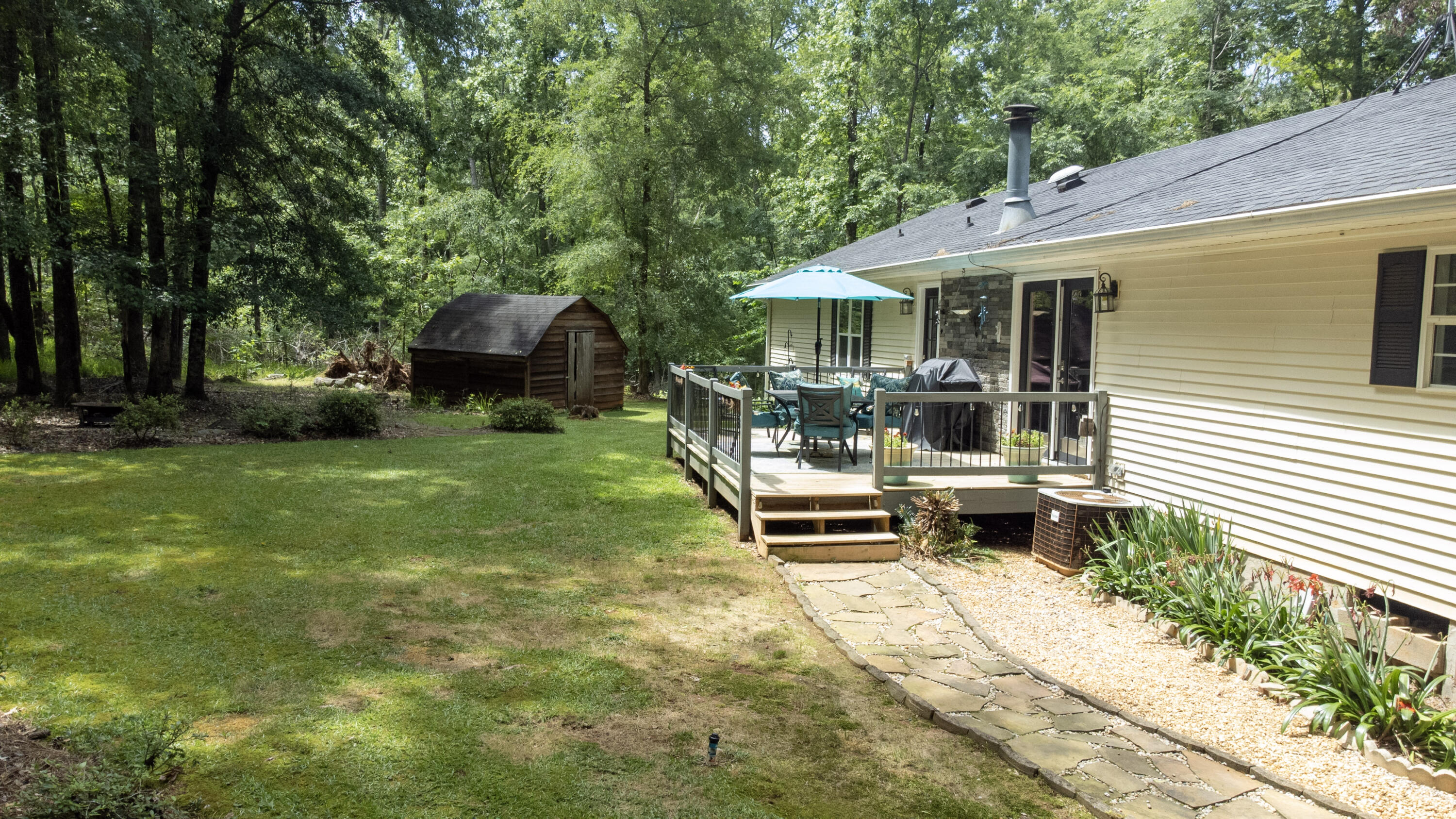 6583 Eubank Drive Drive