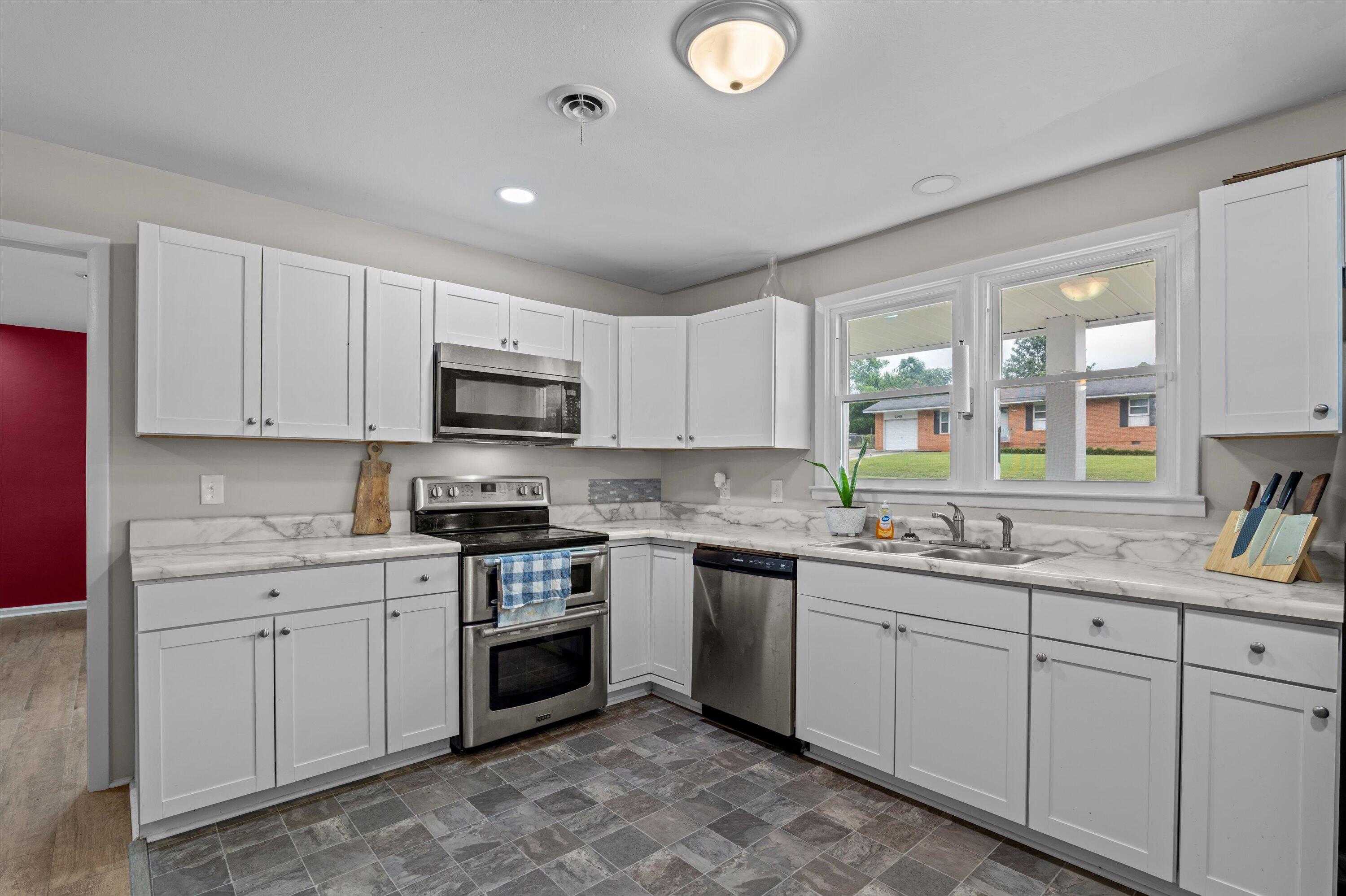 2144 Alfred Lane
