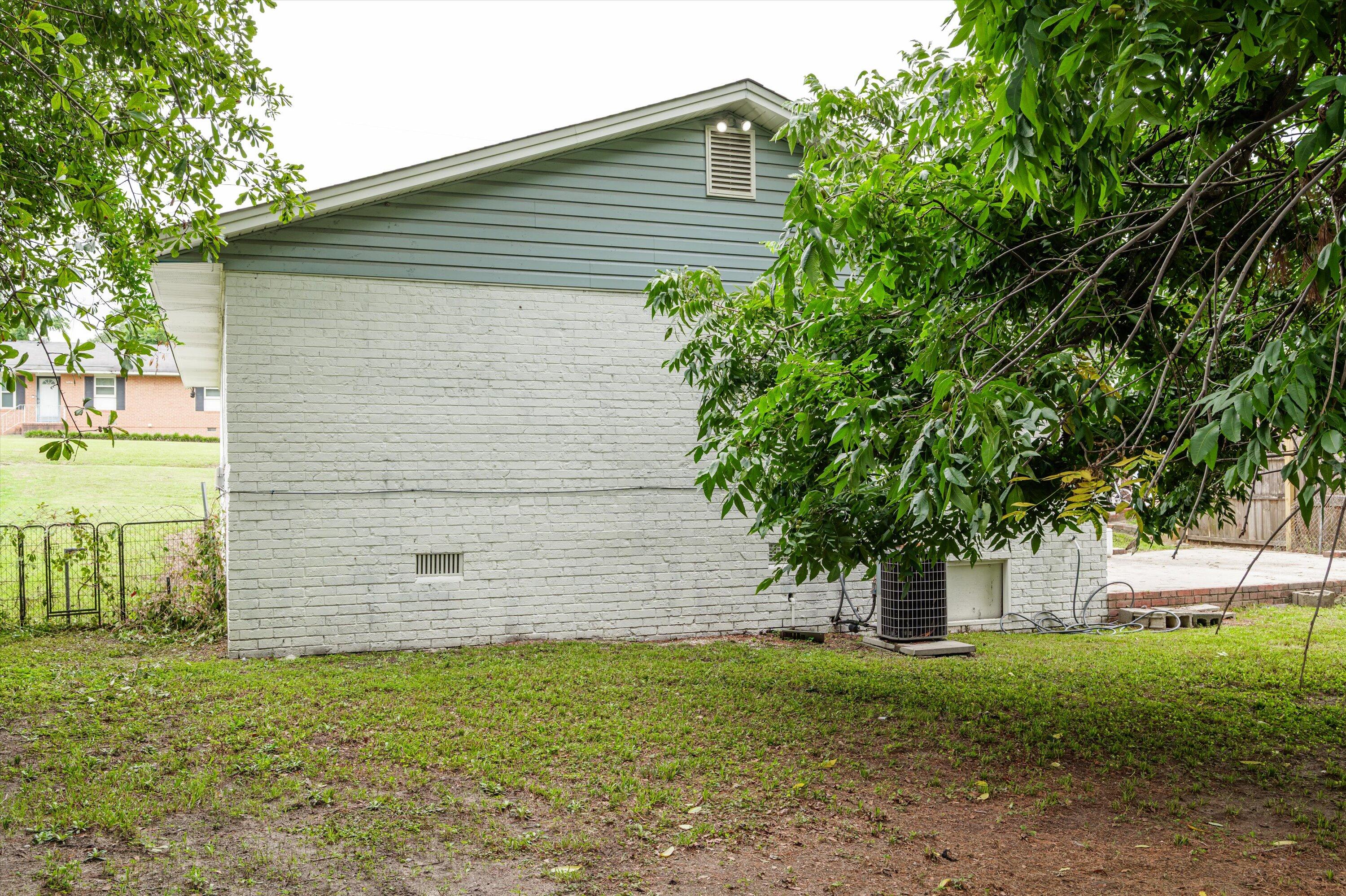 2144 Alfred Lane