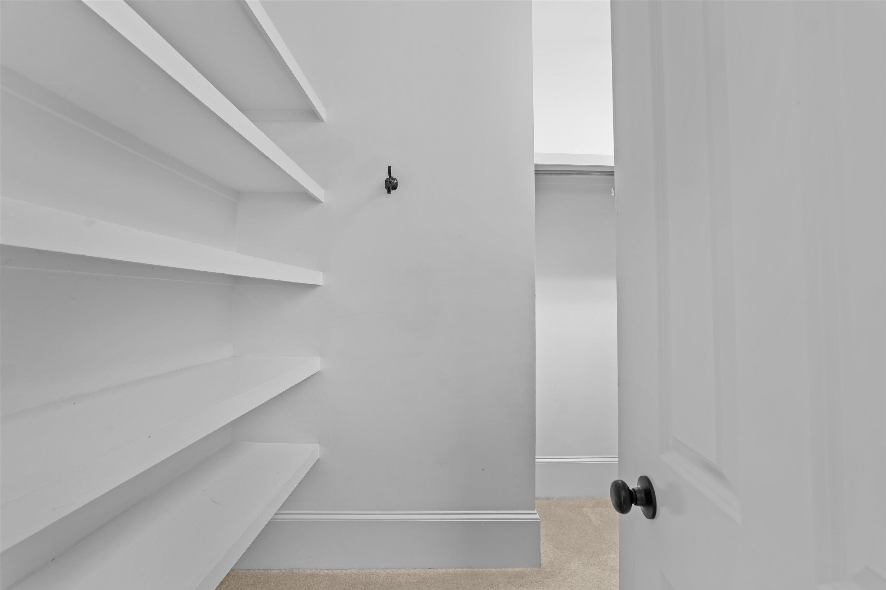 1013 Emerald Place