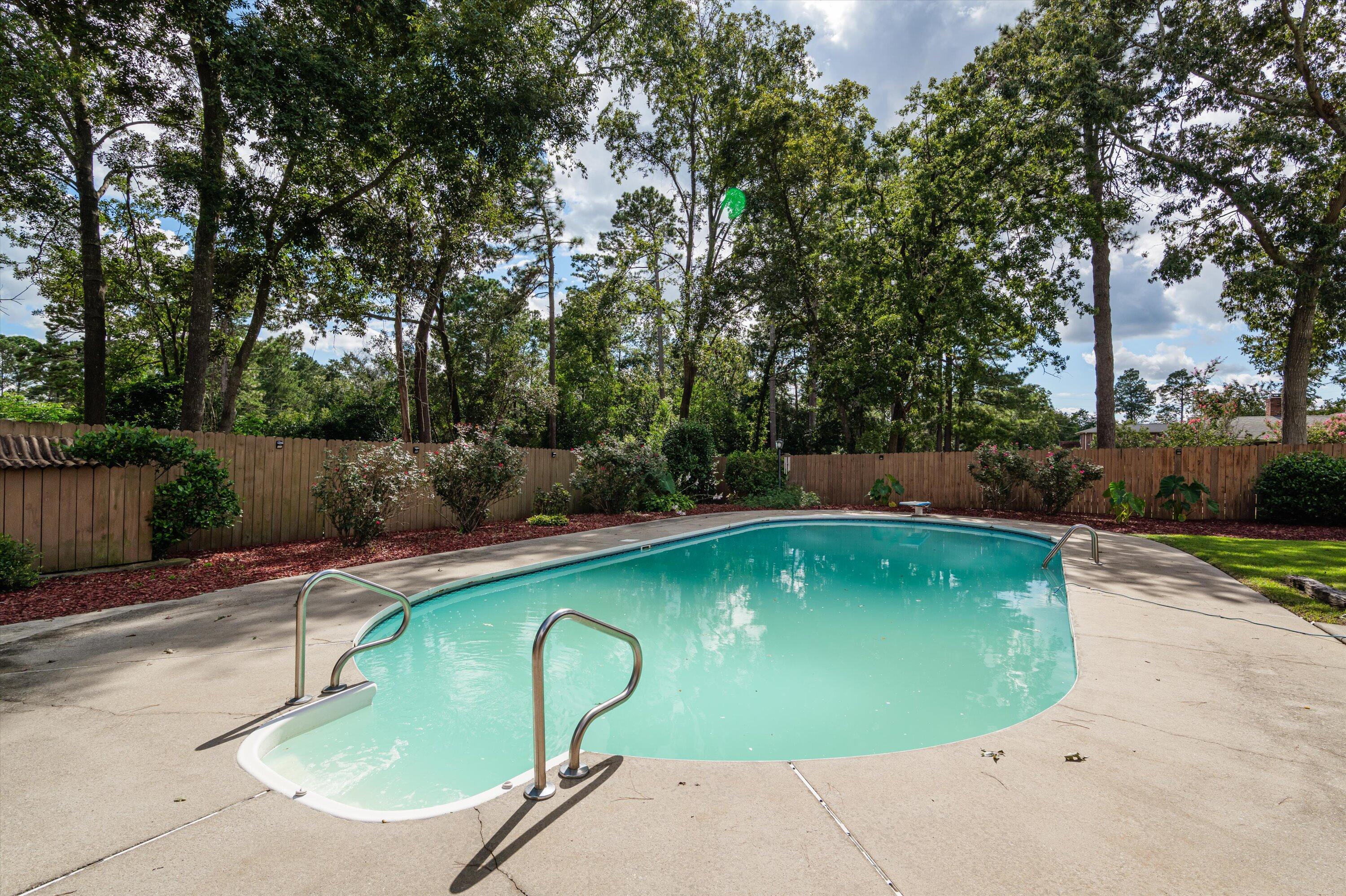 117 Ridgecrest Road