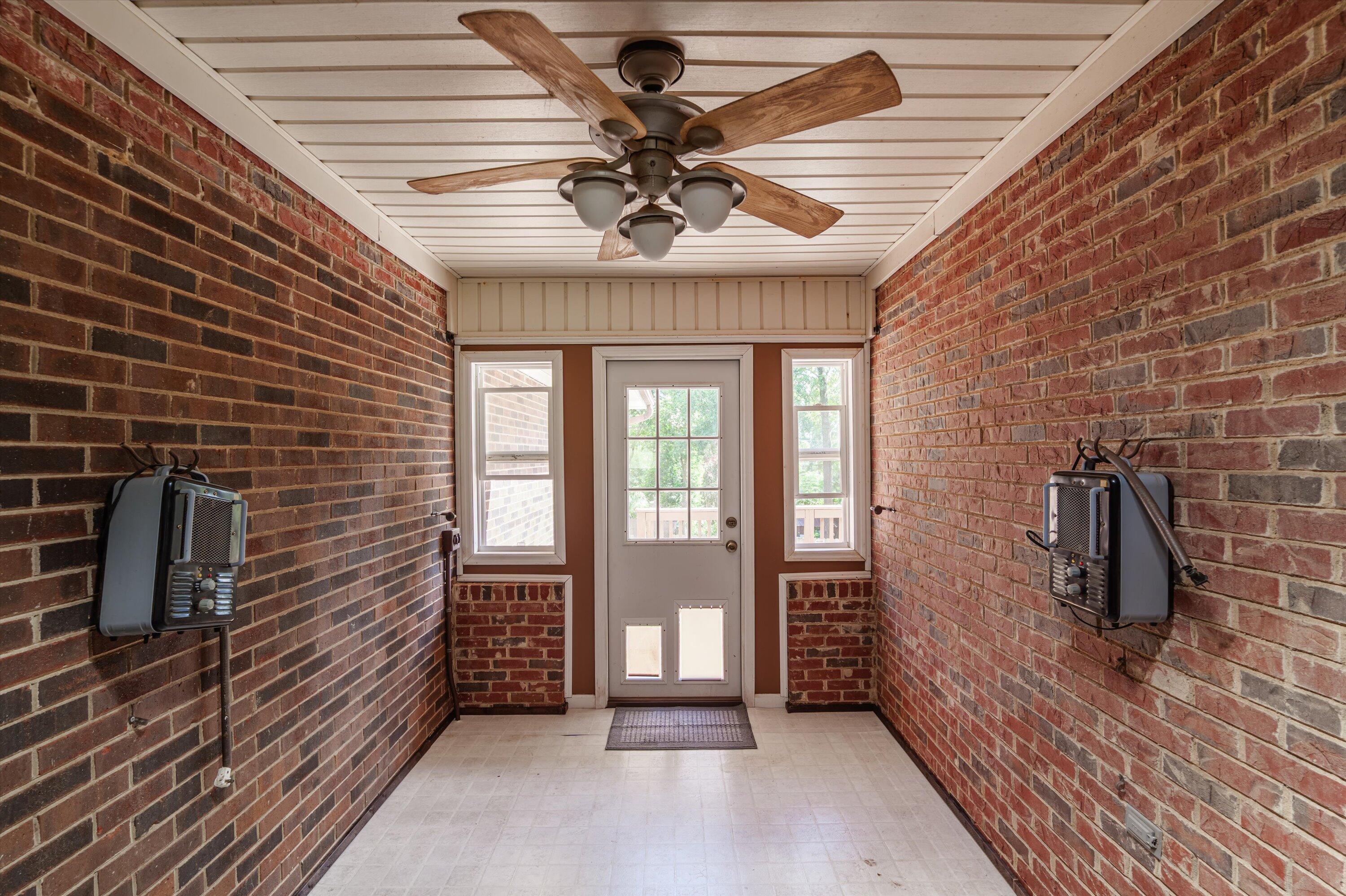 117 Ridgecrest Road