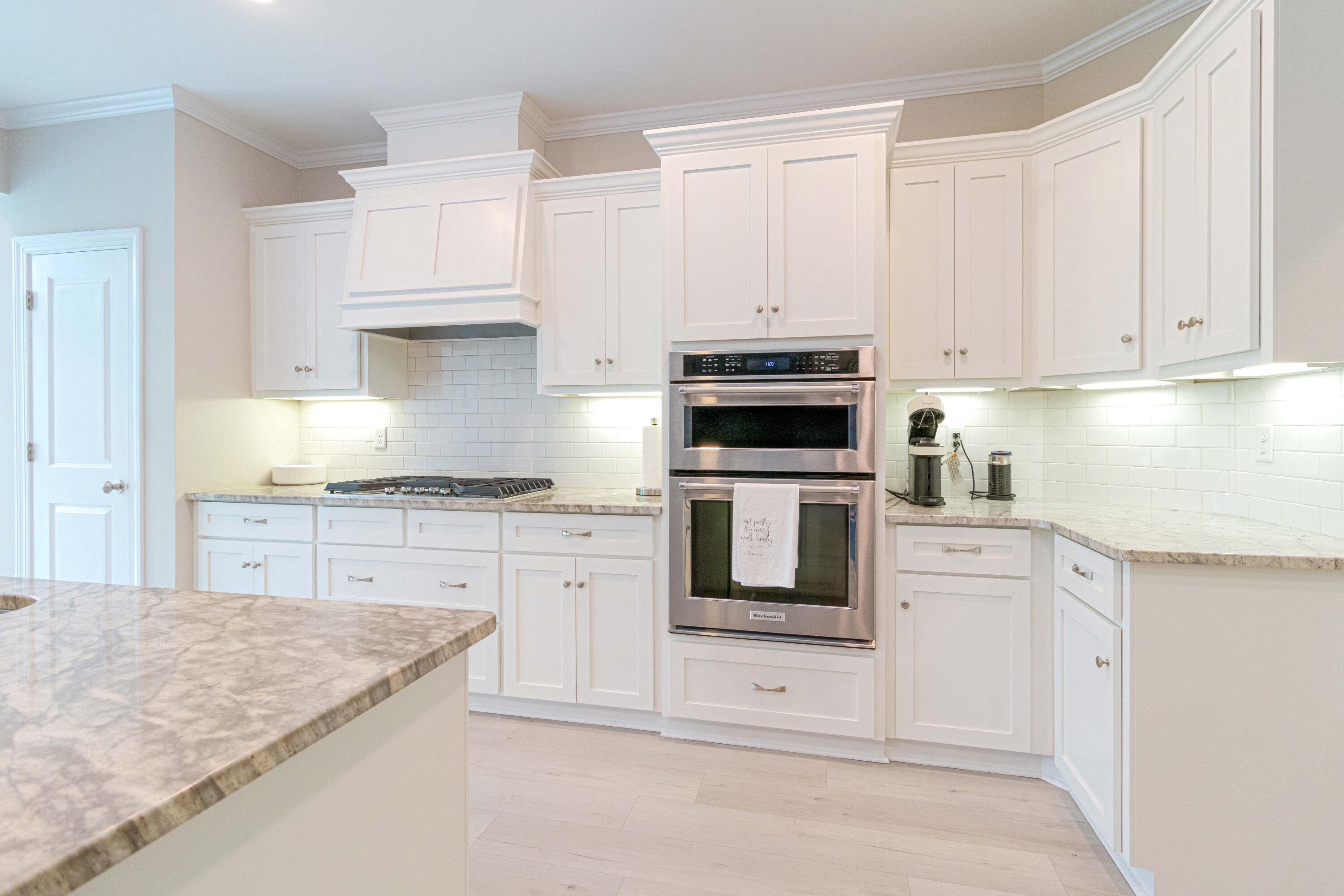 555 Rivernorth Dr.