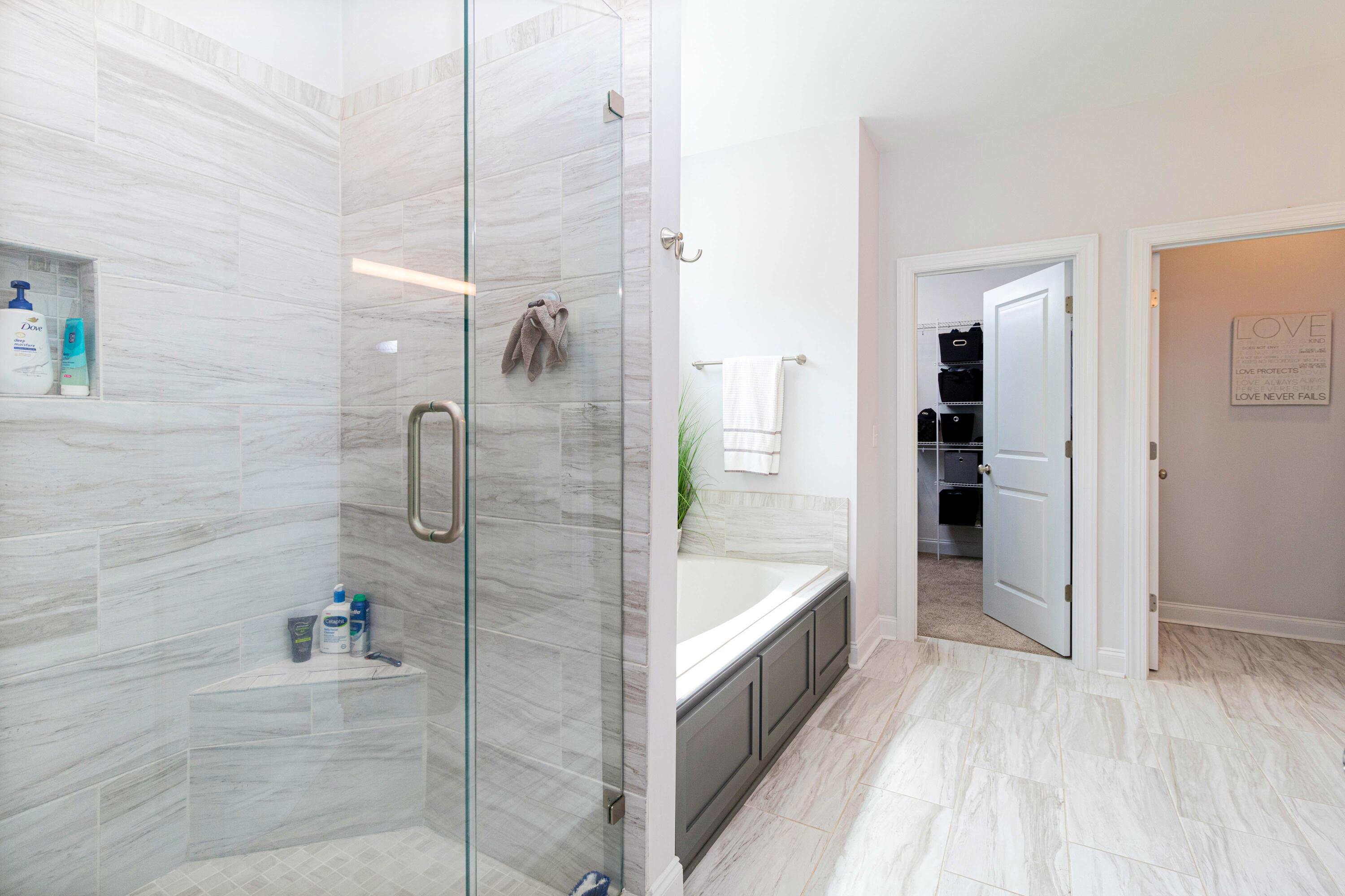 555 Rivernorth Dr.