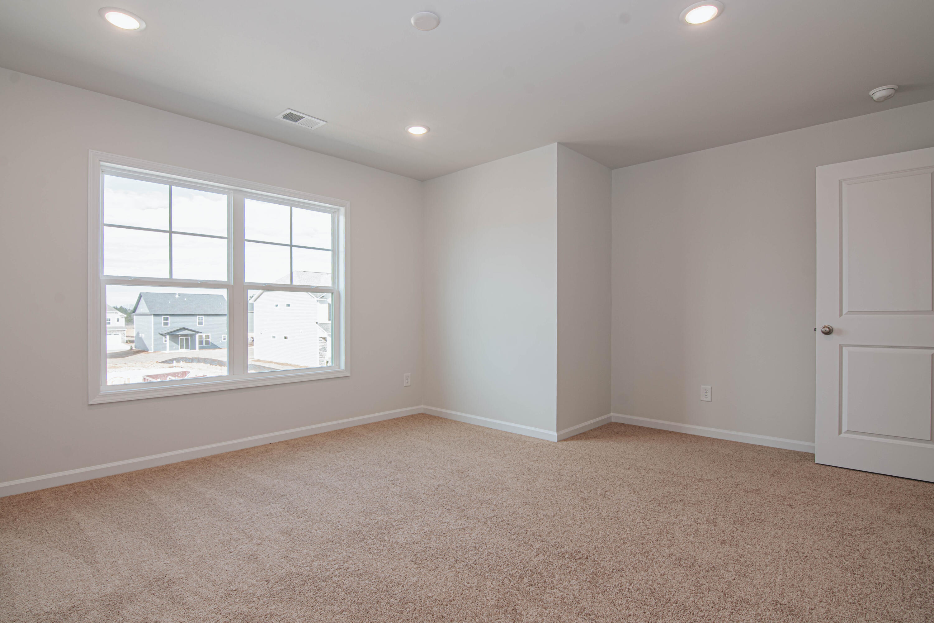 7092 NW Mongolian Oak Drive